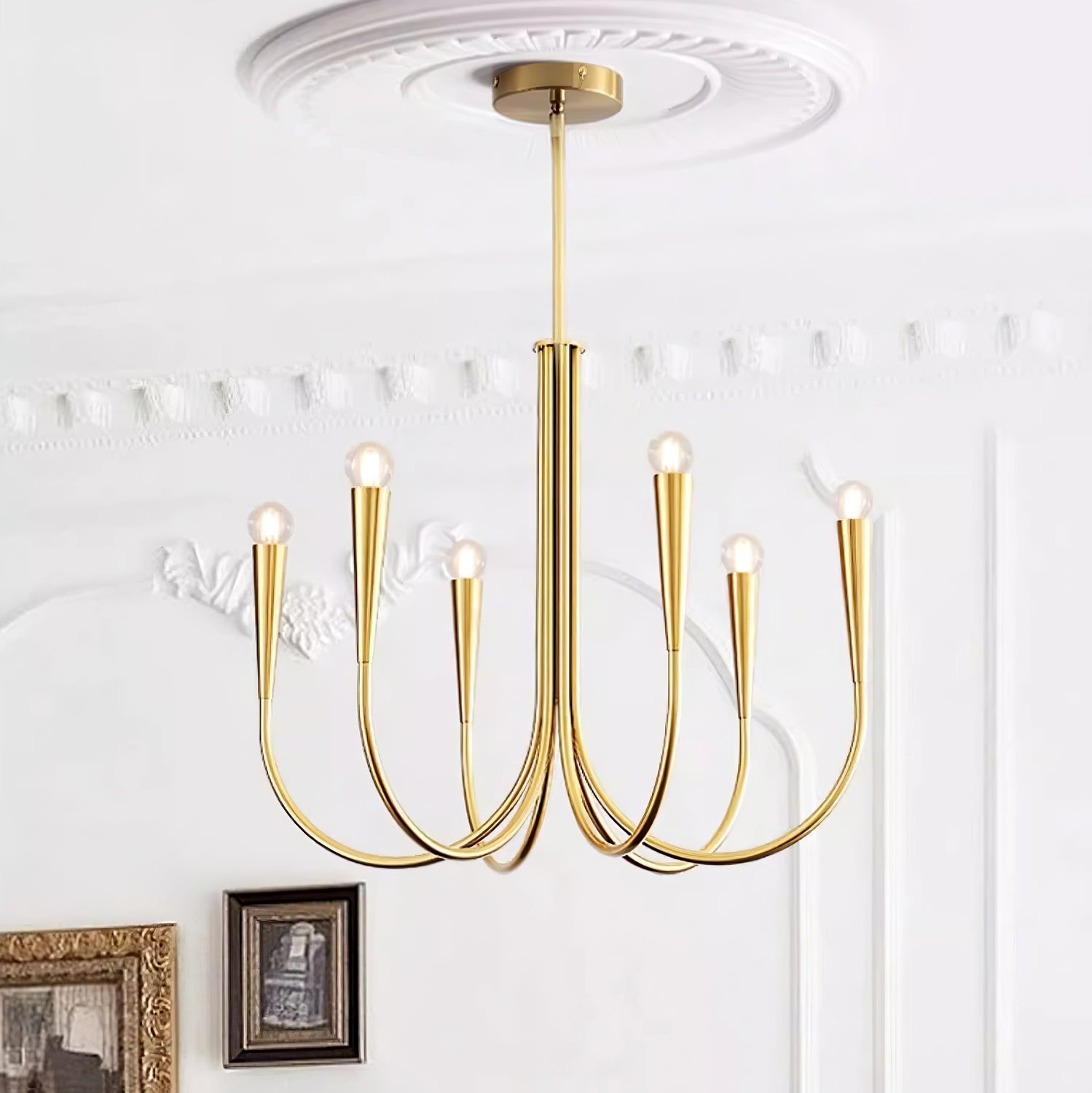 Lustra Chandelier Swoop Arm Brass Minimalist-Neutral Decor