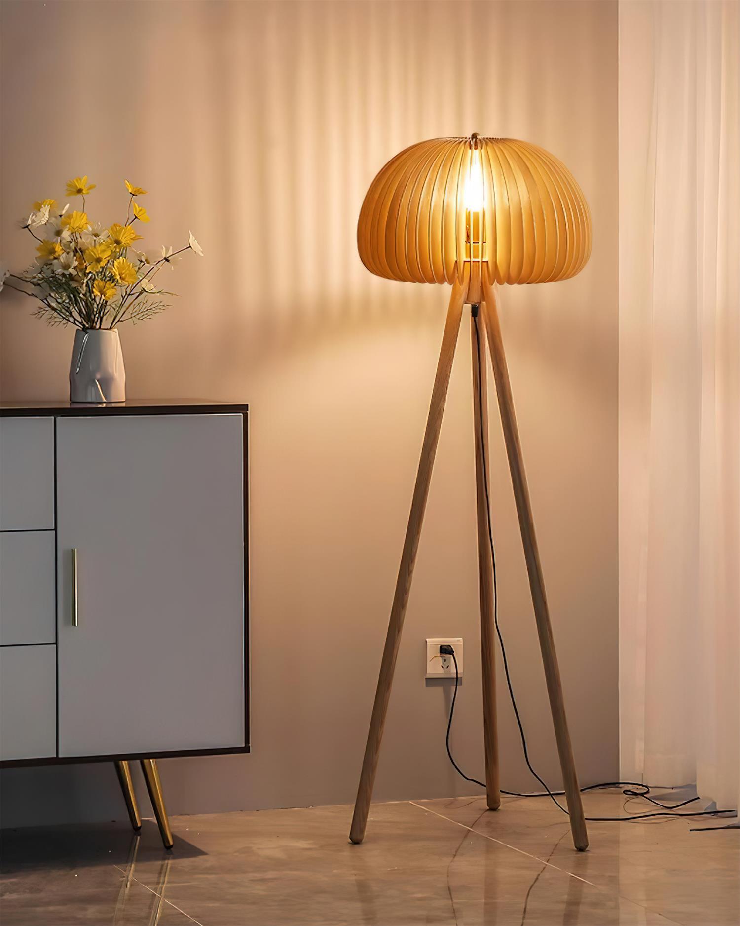 Sylvaris Floor Lamp