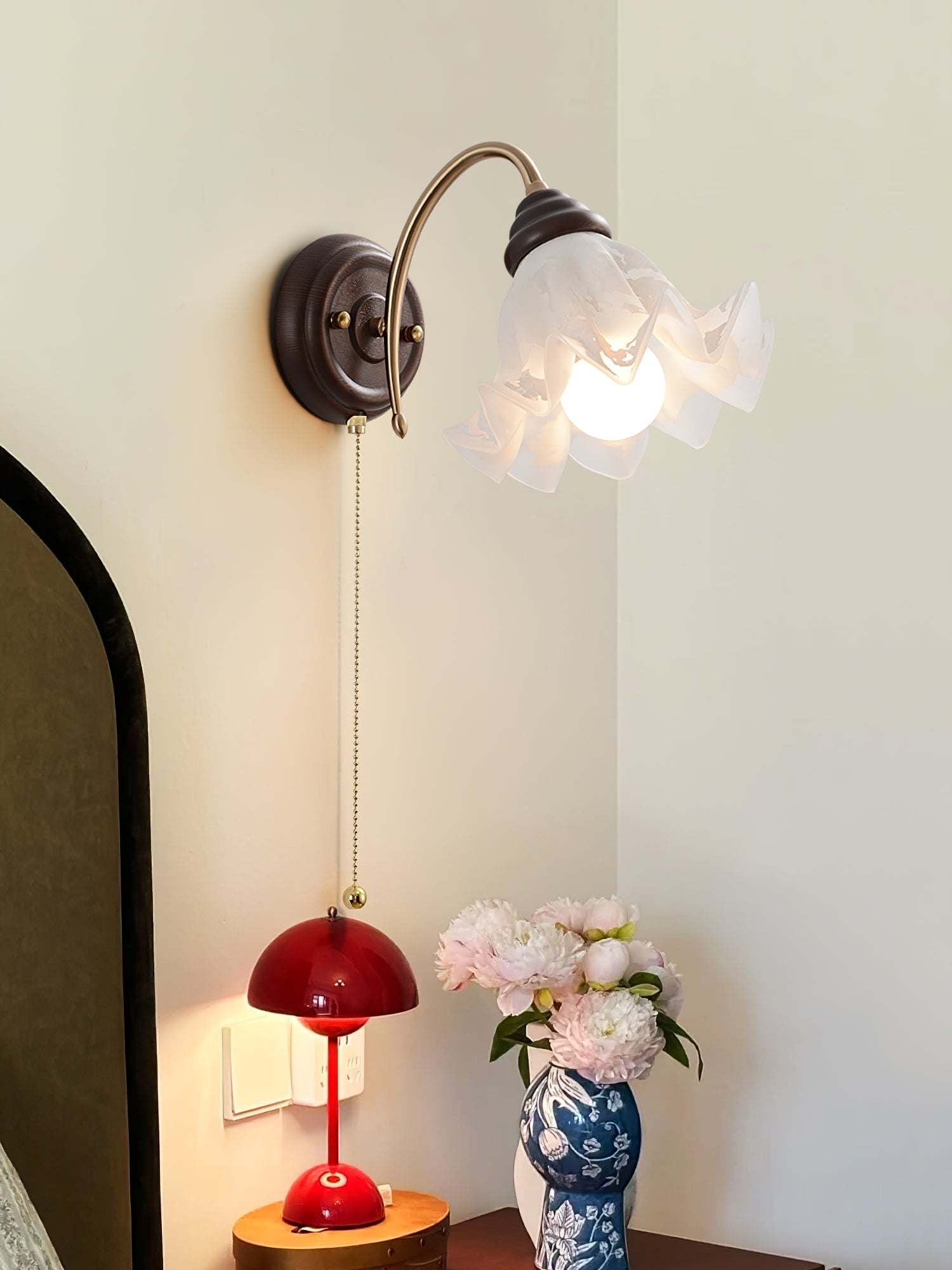Civenan Nordic Elegance Art Glass Wall Lamp-Neutral Decor