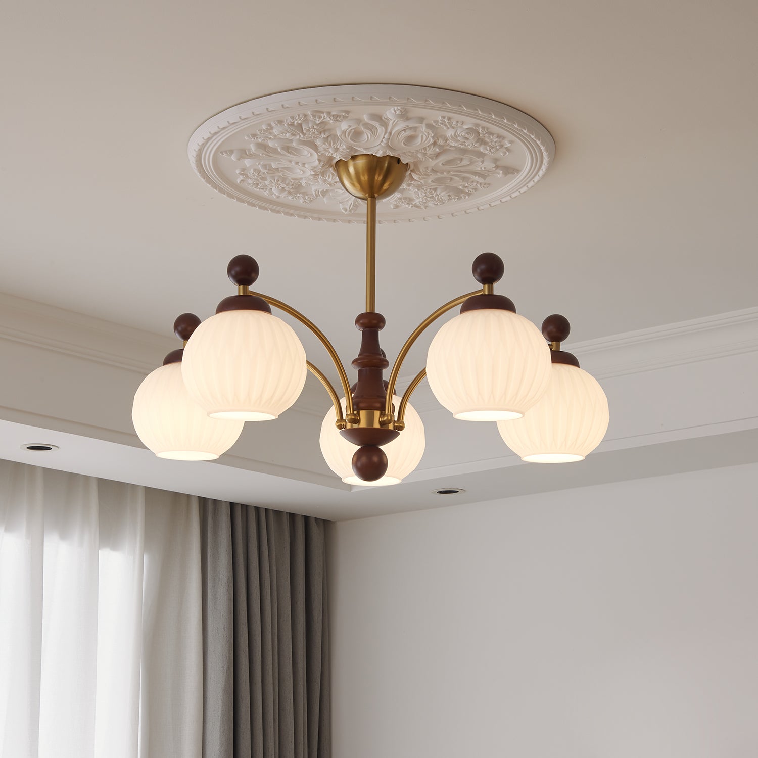 Vedoror Traditional Classic Orb Wood Glass Chandelier-Neutral Decor
