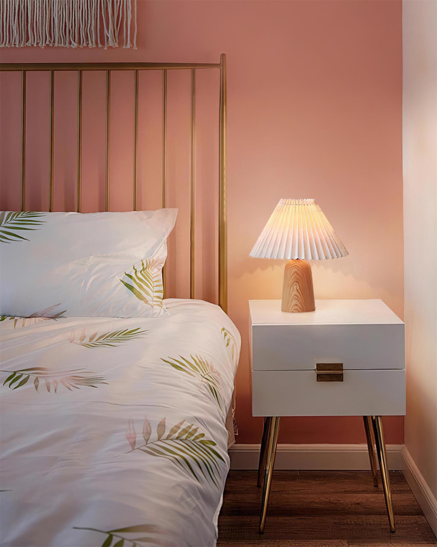 Kaelen Table Lamp
