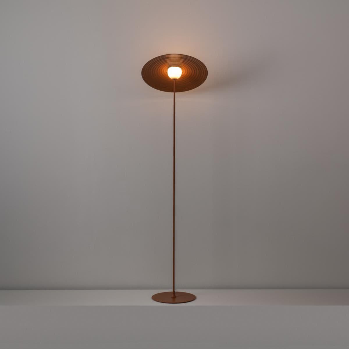 Spira Modern Aluminum Floor Lamp-Neutral Decor