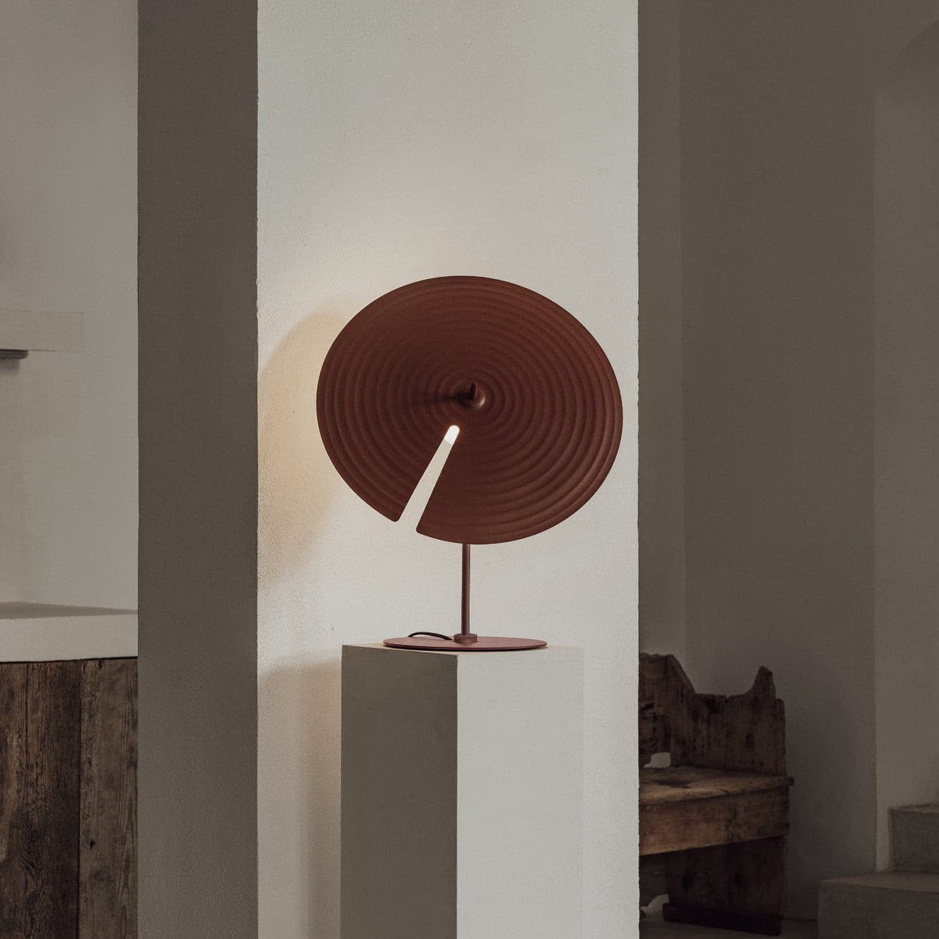 Vortex Modern Aluminum Table Lamp-Neutral Decor