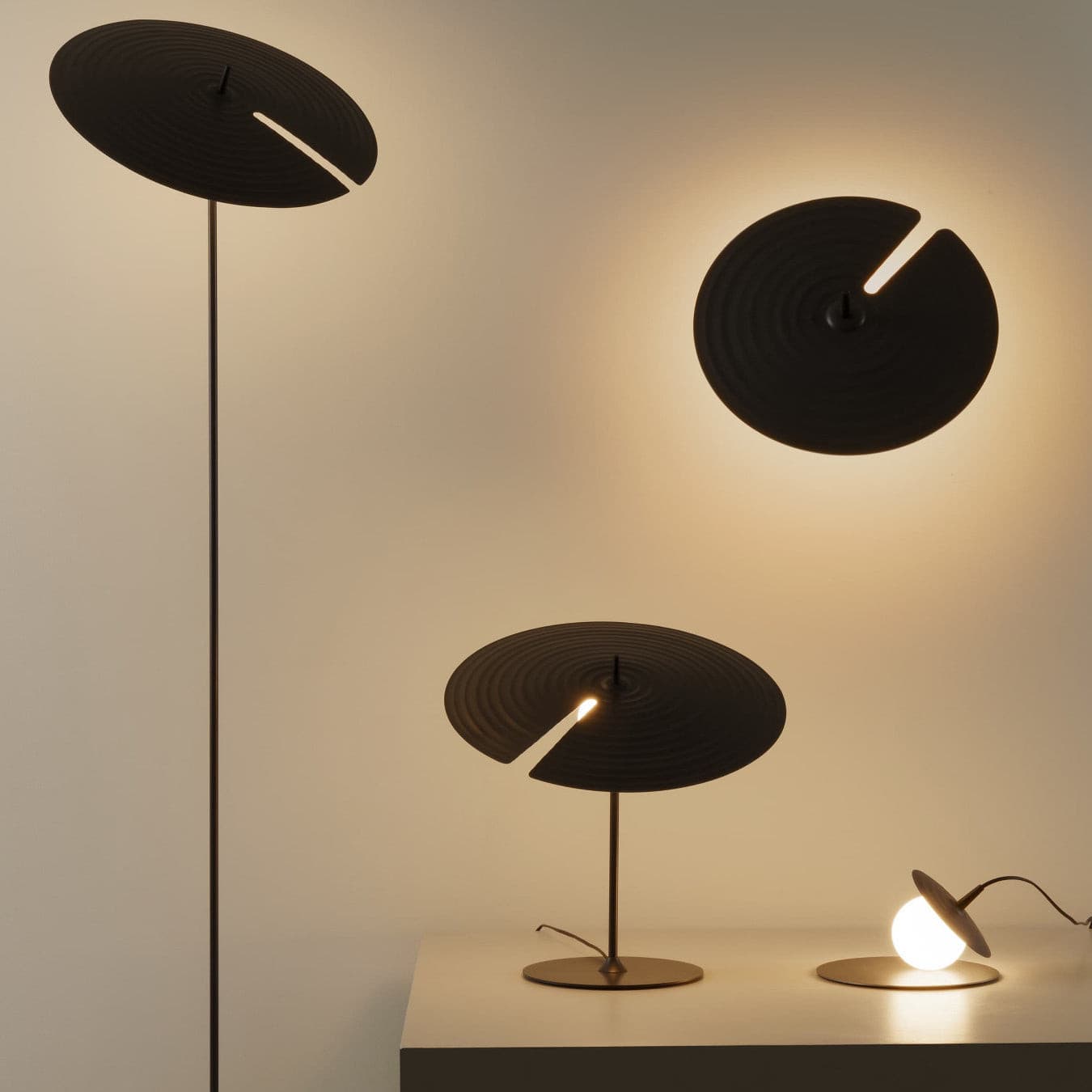 Avvarir Classic Nordic Art Wall Lamp-Neutral Decor