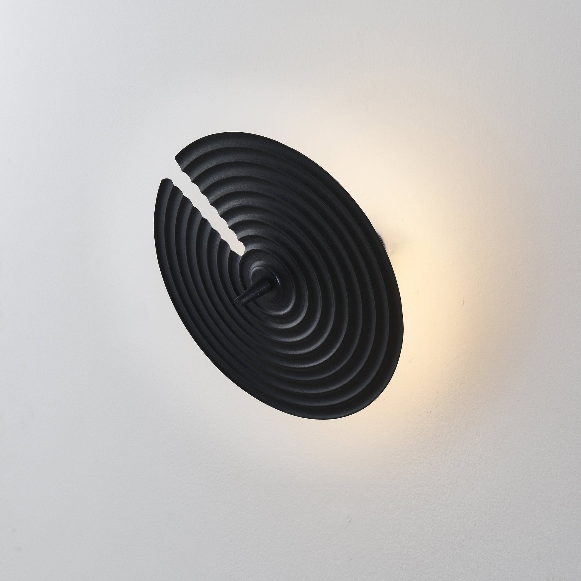 Avvarir Classic Nordic Art Wall Lamp-Neutral Decor