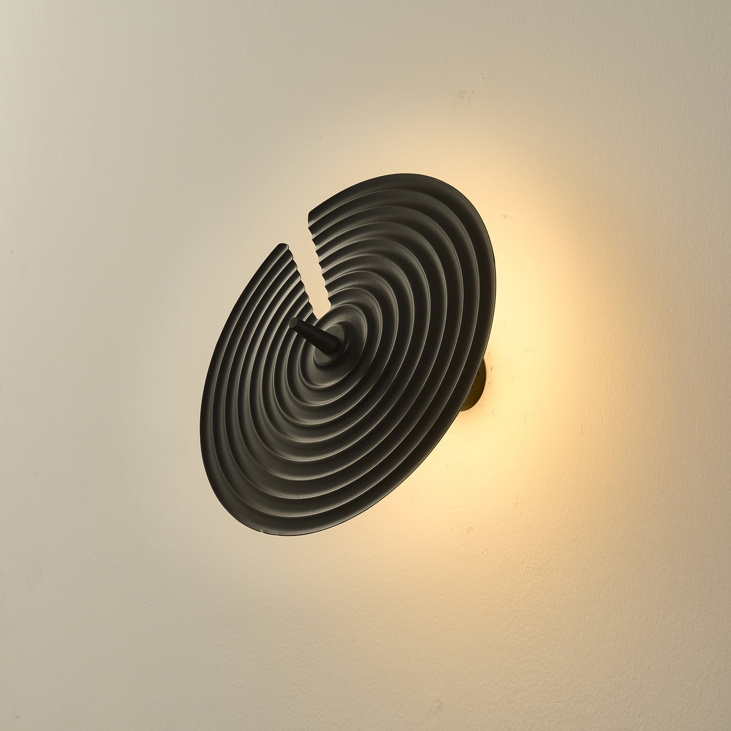 Avvarir Classic Nordic Art Wall Lamp-Neutral Decor