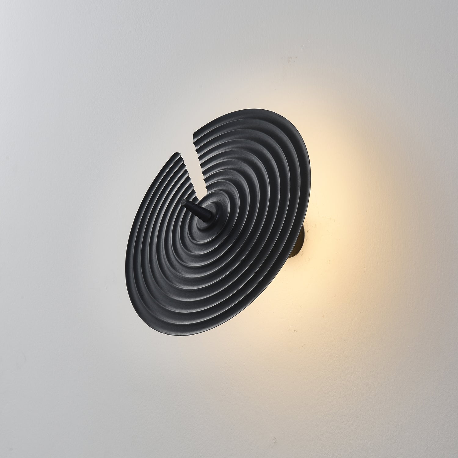 Avvarir Classic Nordic Art Wall Lamp-Neutral Decor