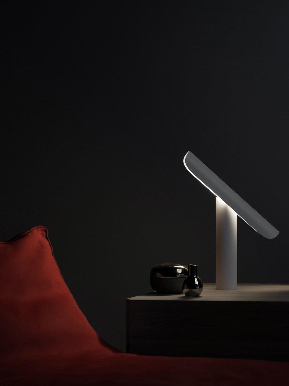 Zenice Minimalist Table Lamp-Neutral Decor