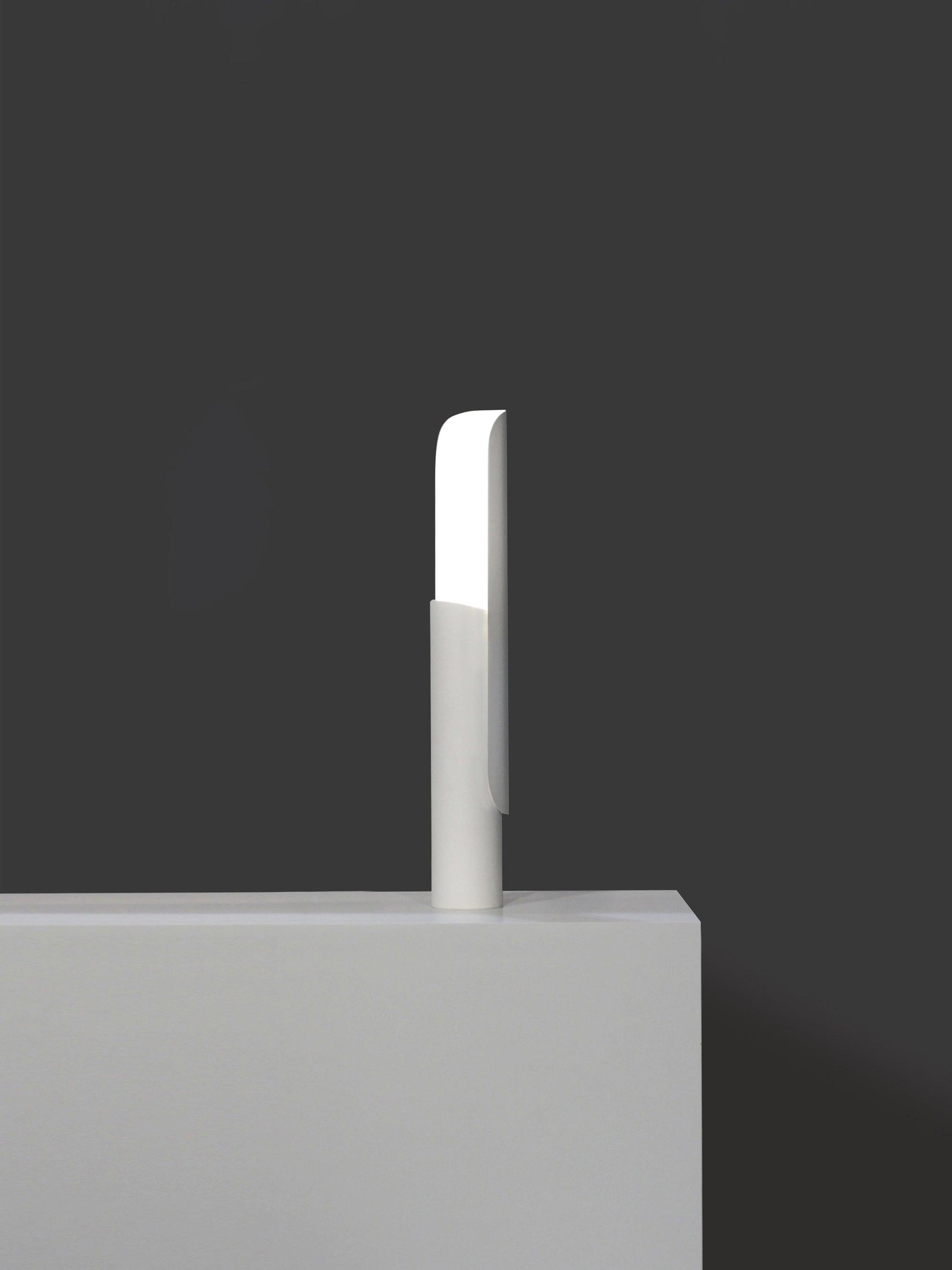 Zenice Minimalist Table Lamp-Neutral Decor