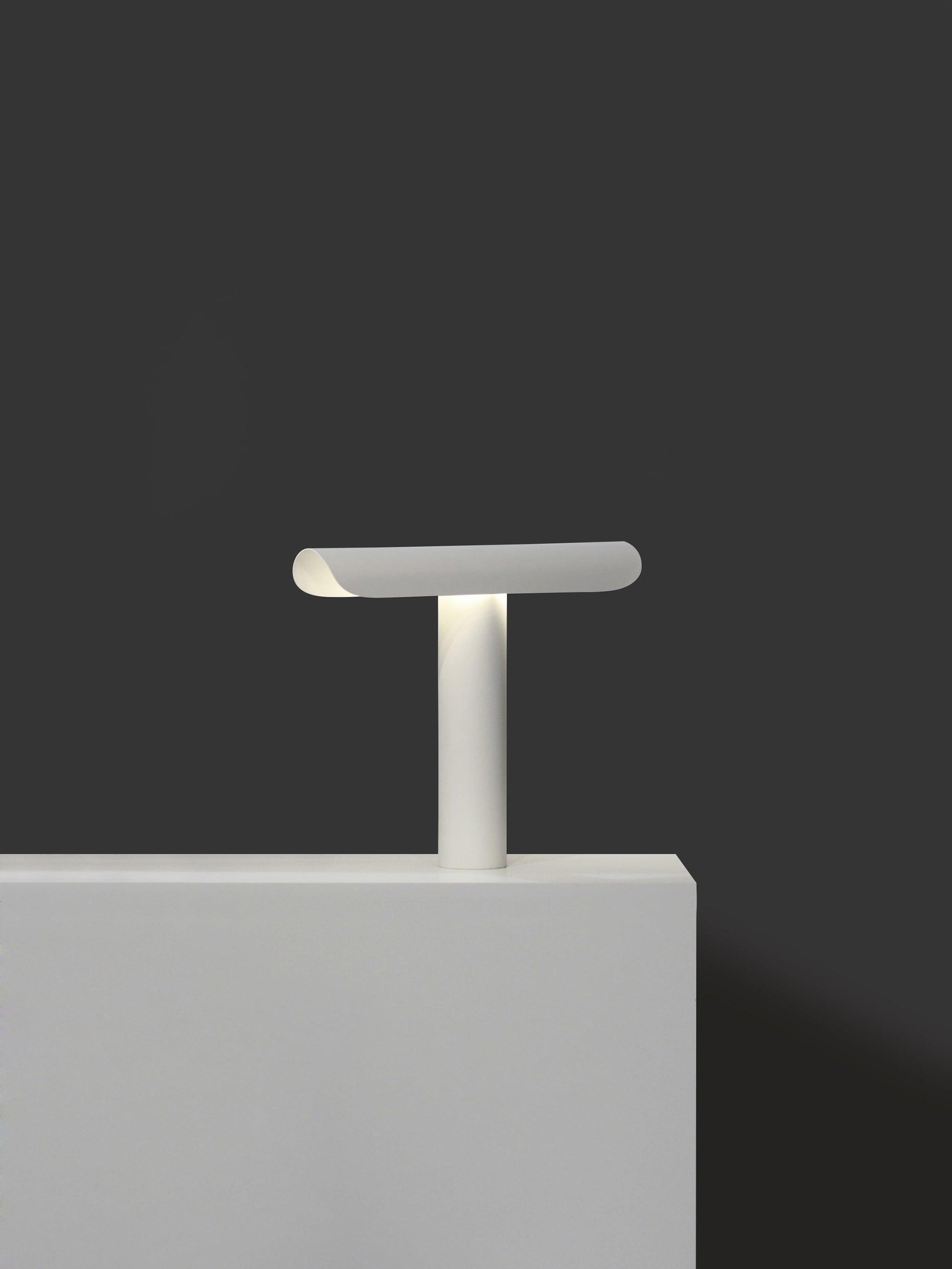 Zenice Minimalist Table Lamp-Neutral Decor
