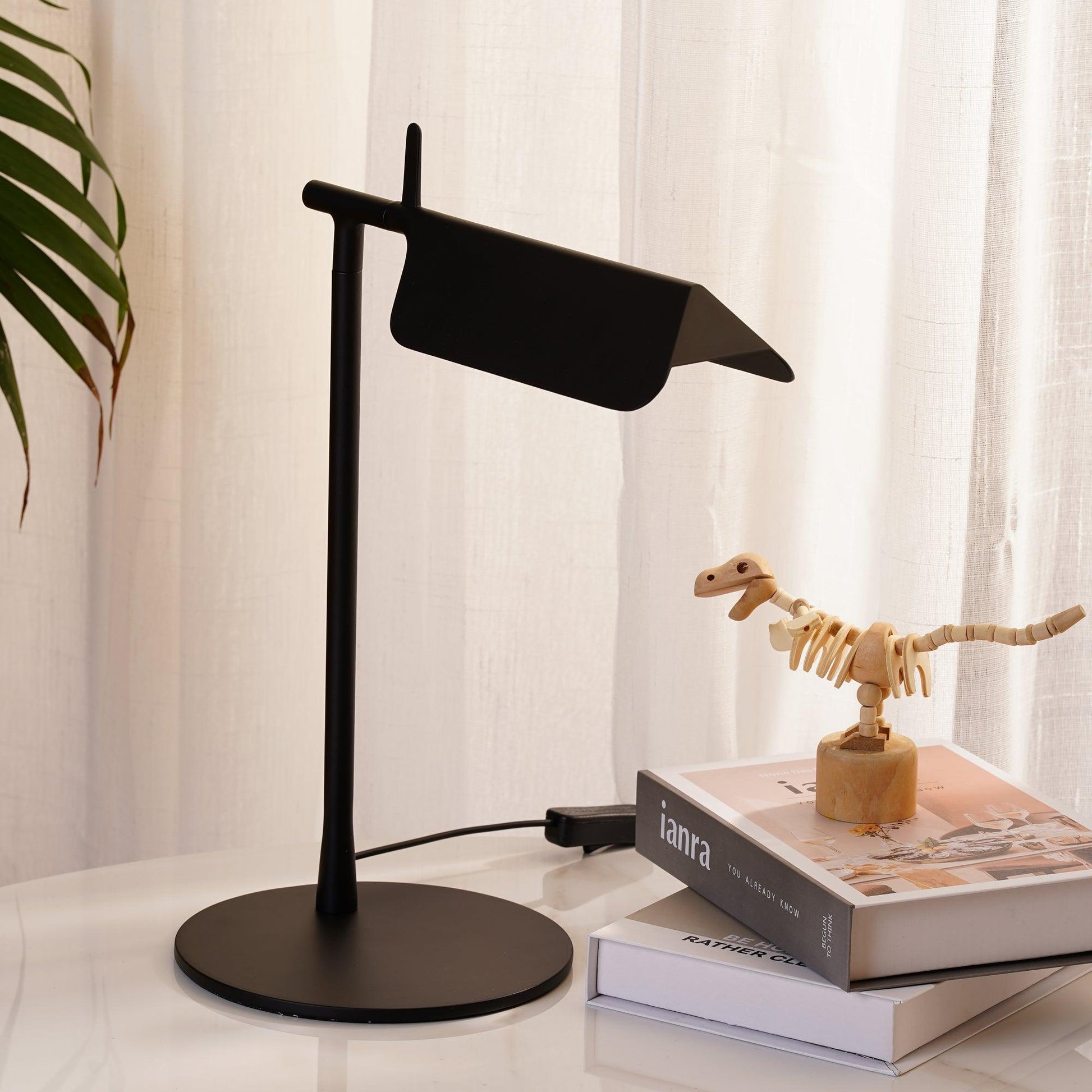 Cilorn Acrylic Minimalist Table Lamp-Neutral Decor
