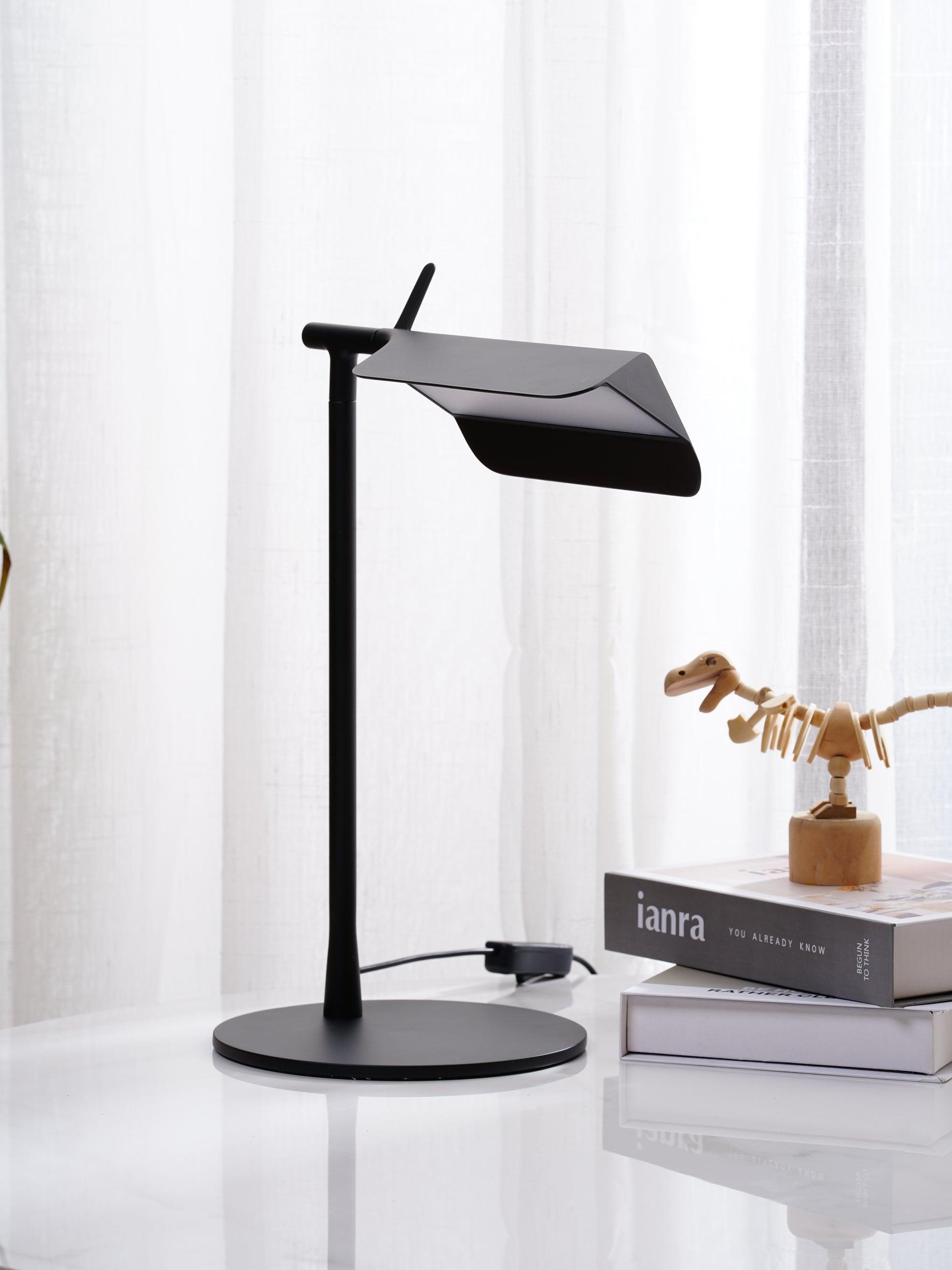 Cilorn Acrylic Minimalist Table Lamp-Neutral Decor