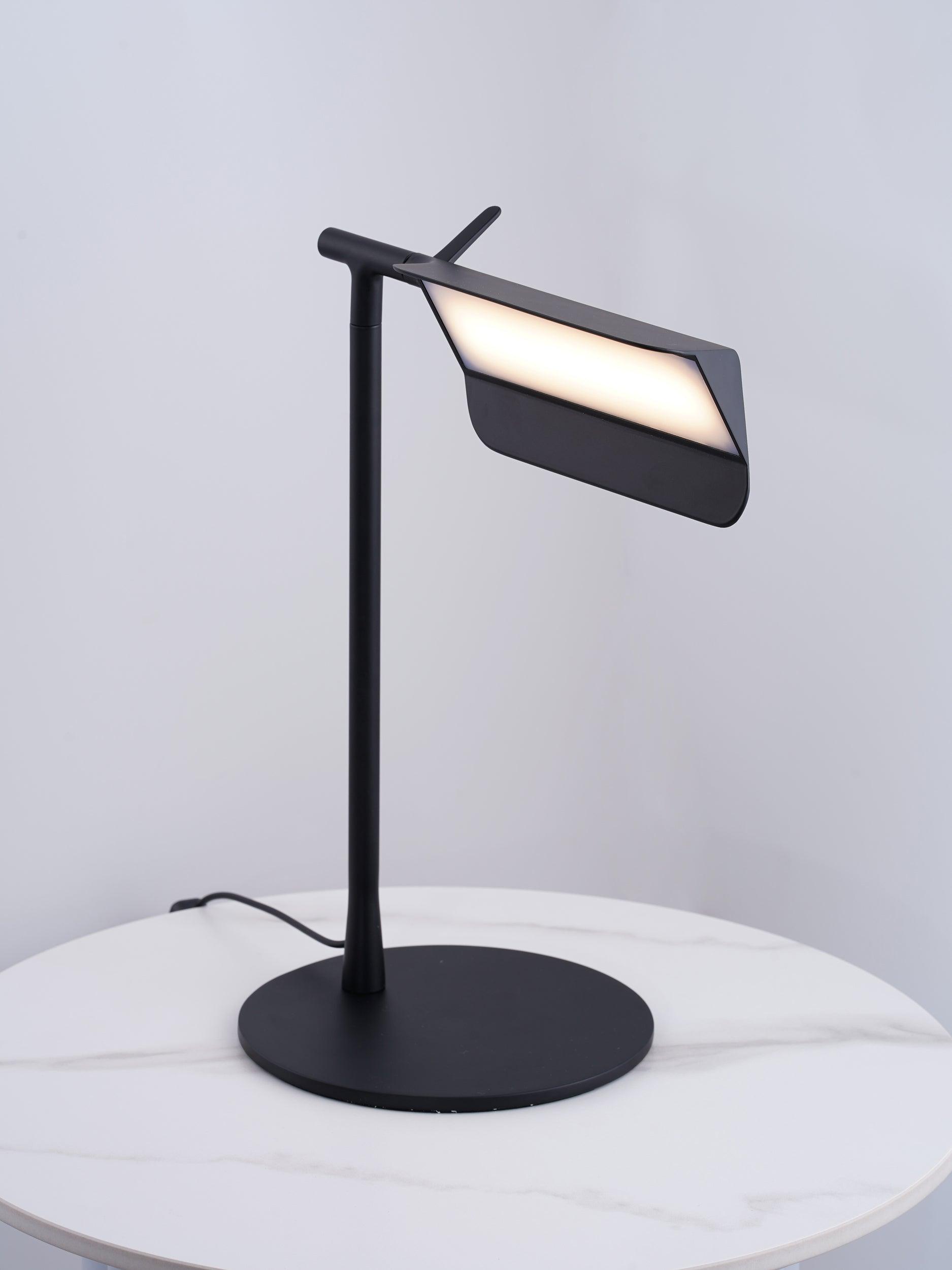 Cilorn Acrylic Minimalist Table Lamp-Neutral Decor