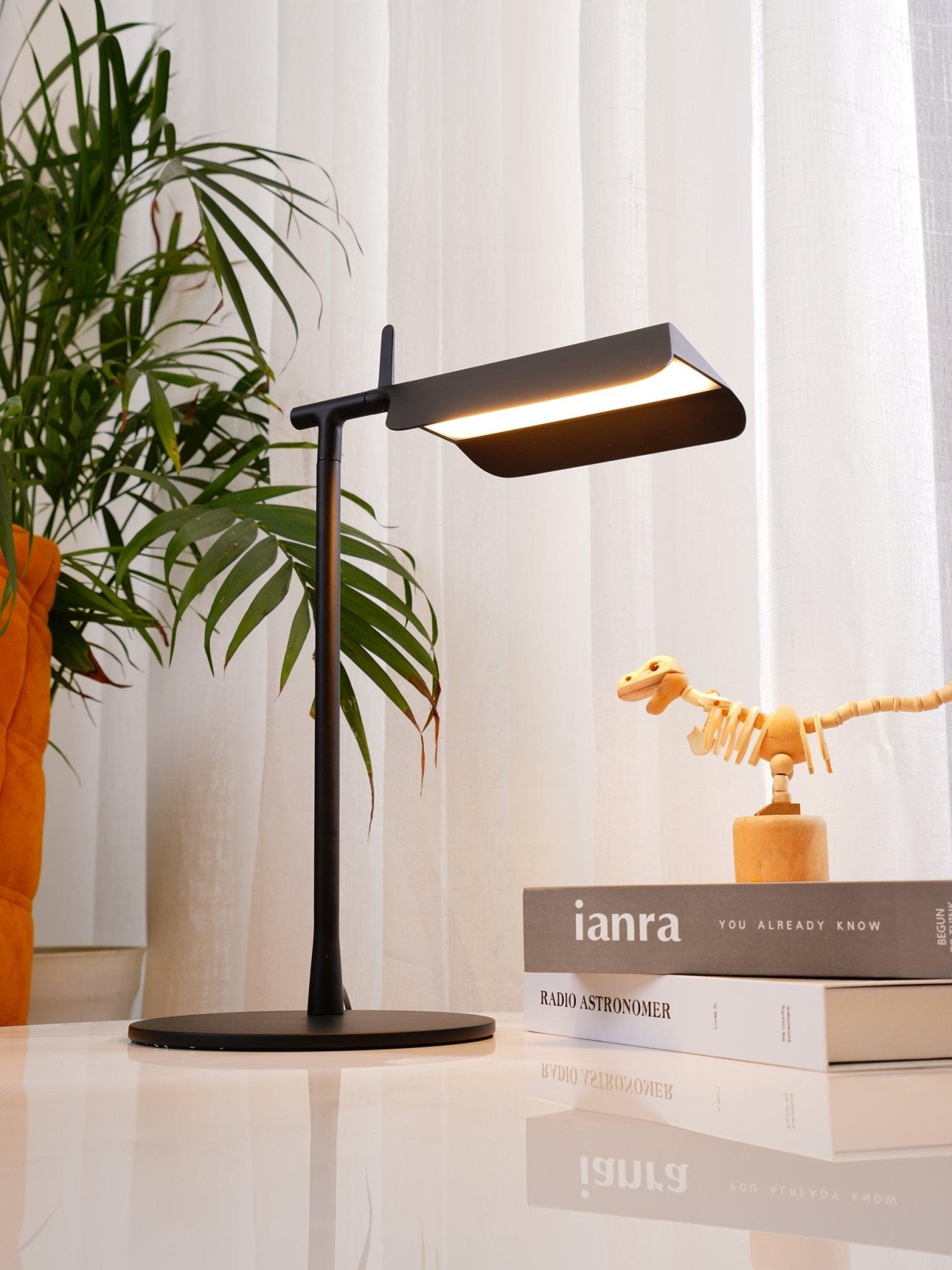 Cilorn Acrylic Minimalist Table Lamp-Neutral Decor