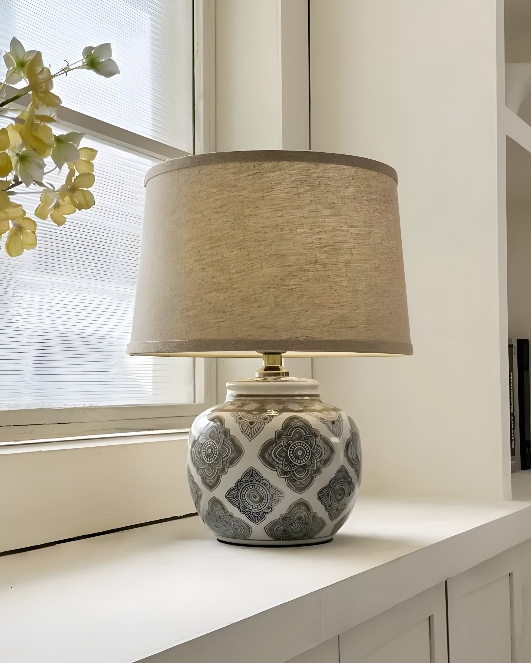Clotilde Table Lamp