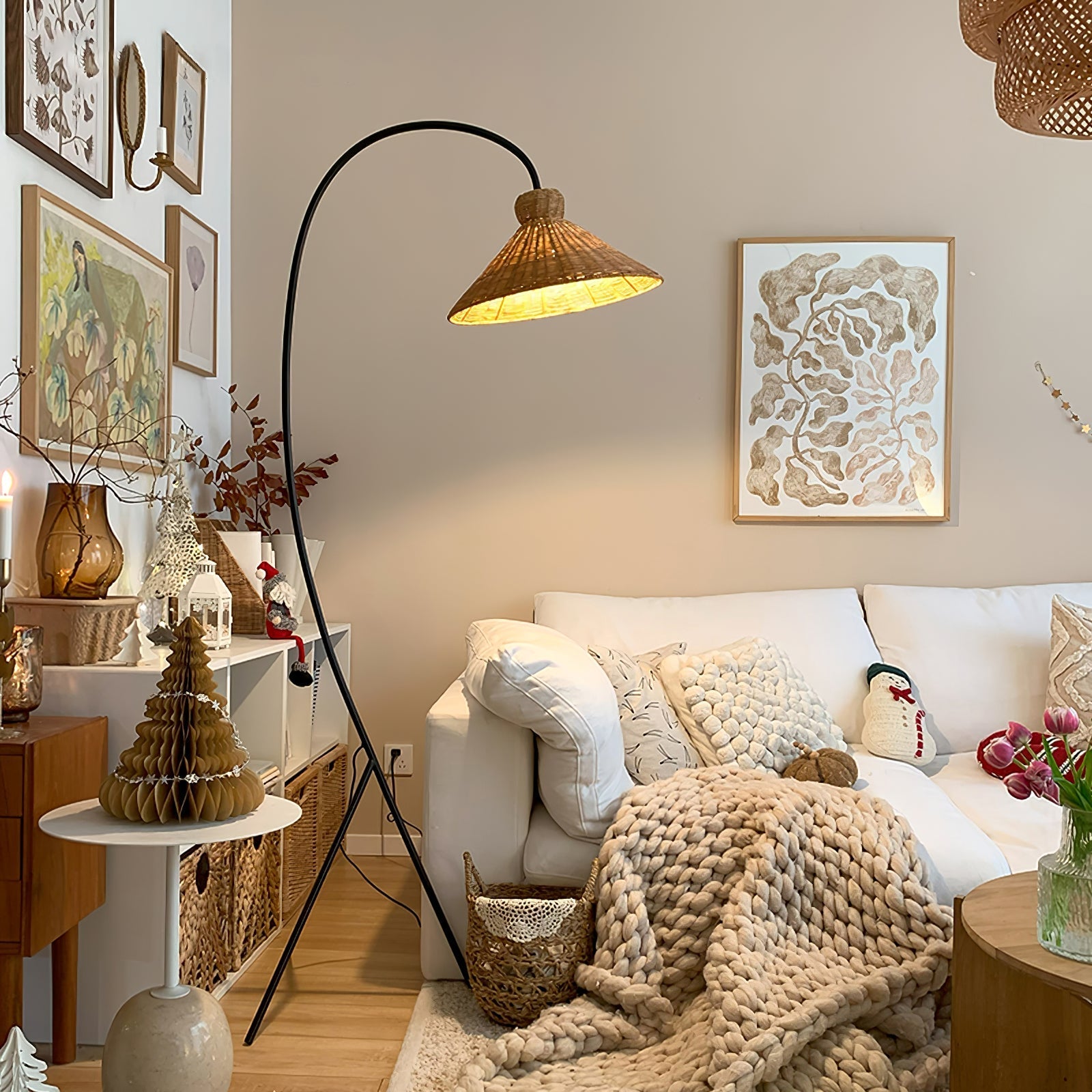Sombrero Rattan Arc Floor Lamp-Neutral Decor