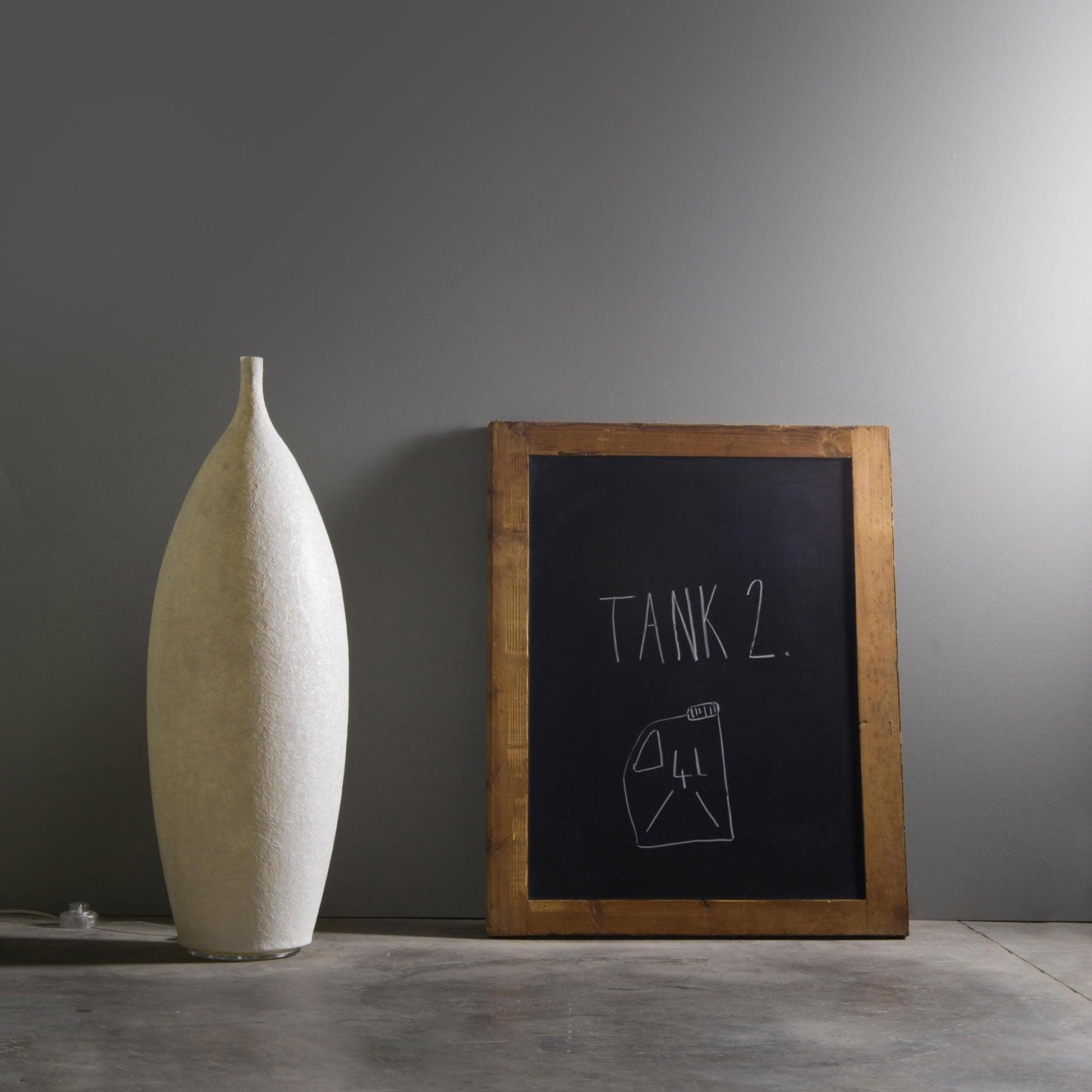 Evelo Modern Resin Floor Lamp-Neutral Decor