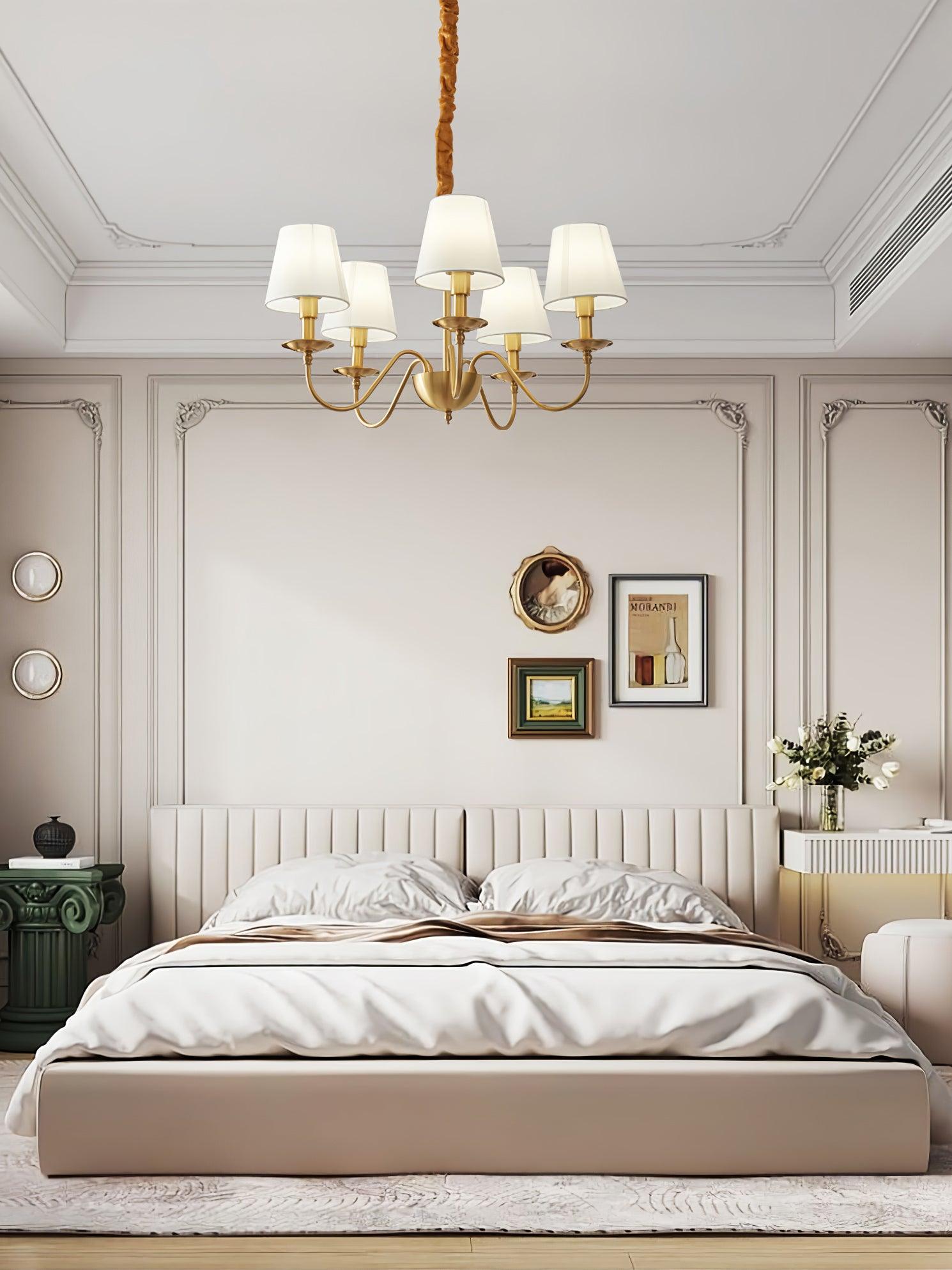 Lustra Chandelier Brass Fabric Shade Classic-Neutral Decor
