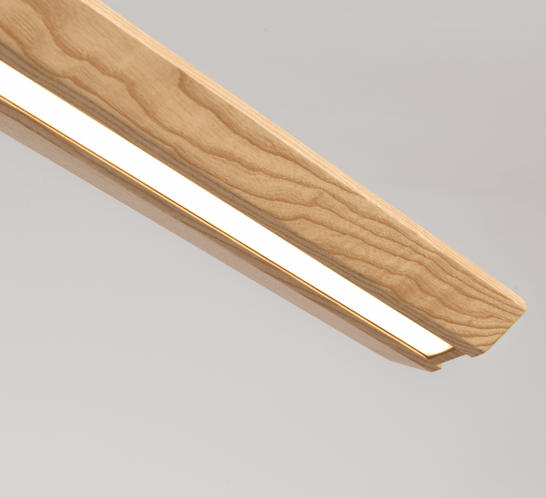 Tapered Wood Linear Pendant Lamp-Neutral Decor