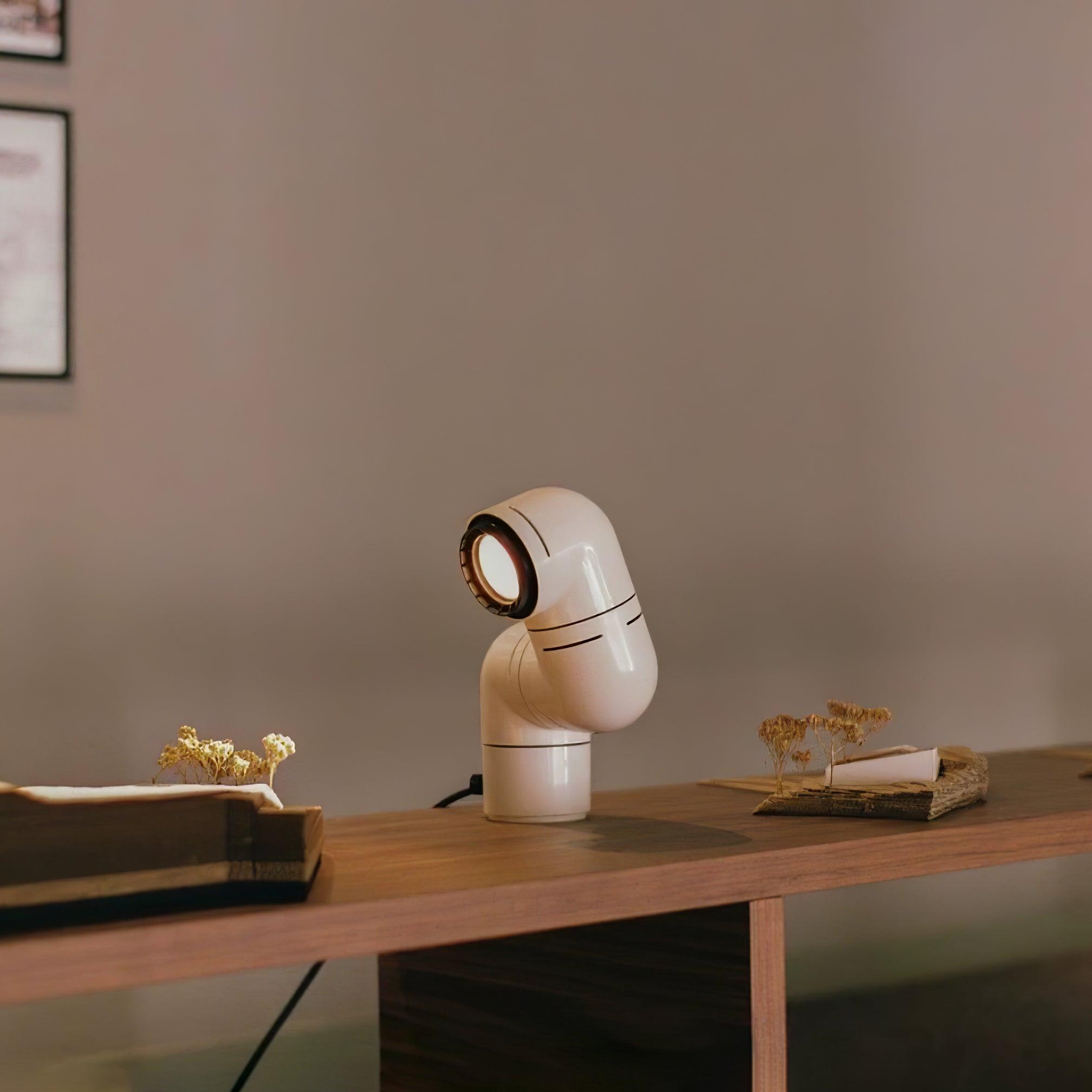 Liorain Resin Playful Table Lamp-Neutral Decor