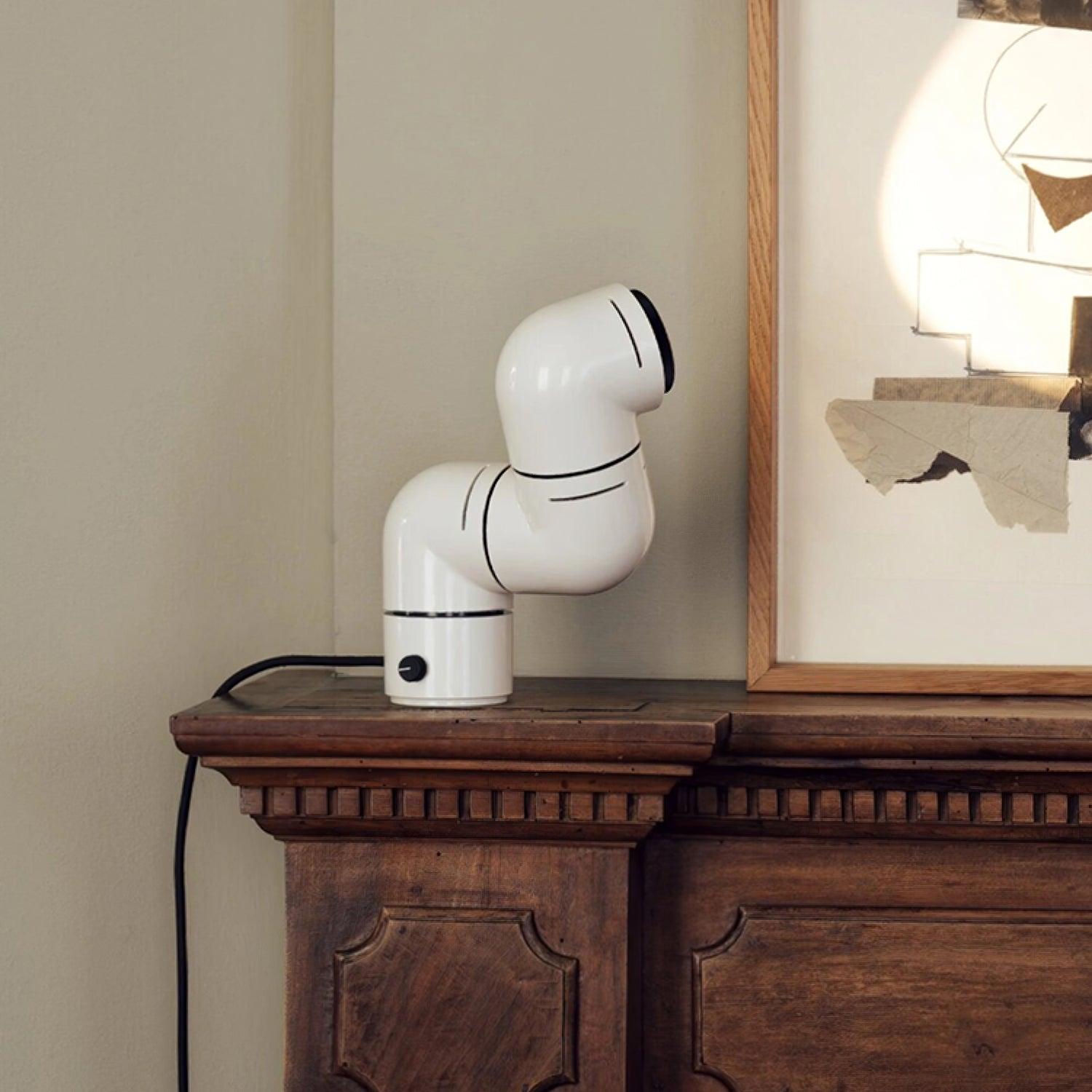 Liorain Resin Playful Table Lamp-Neutral Decor