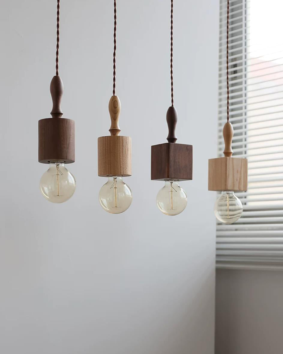 Chock Pendant Light