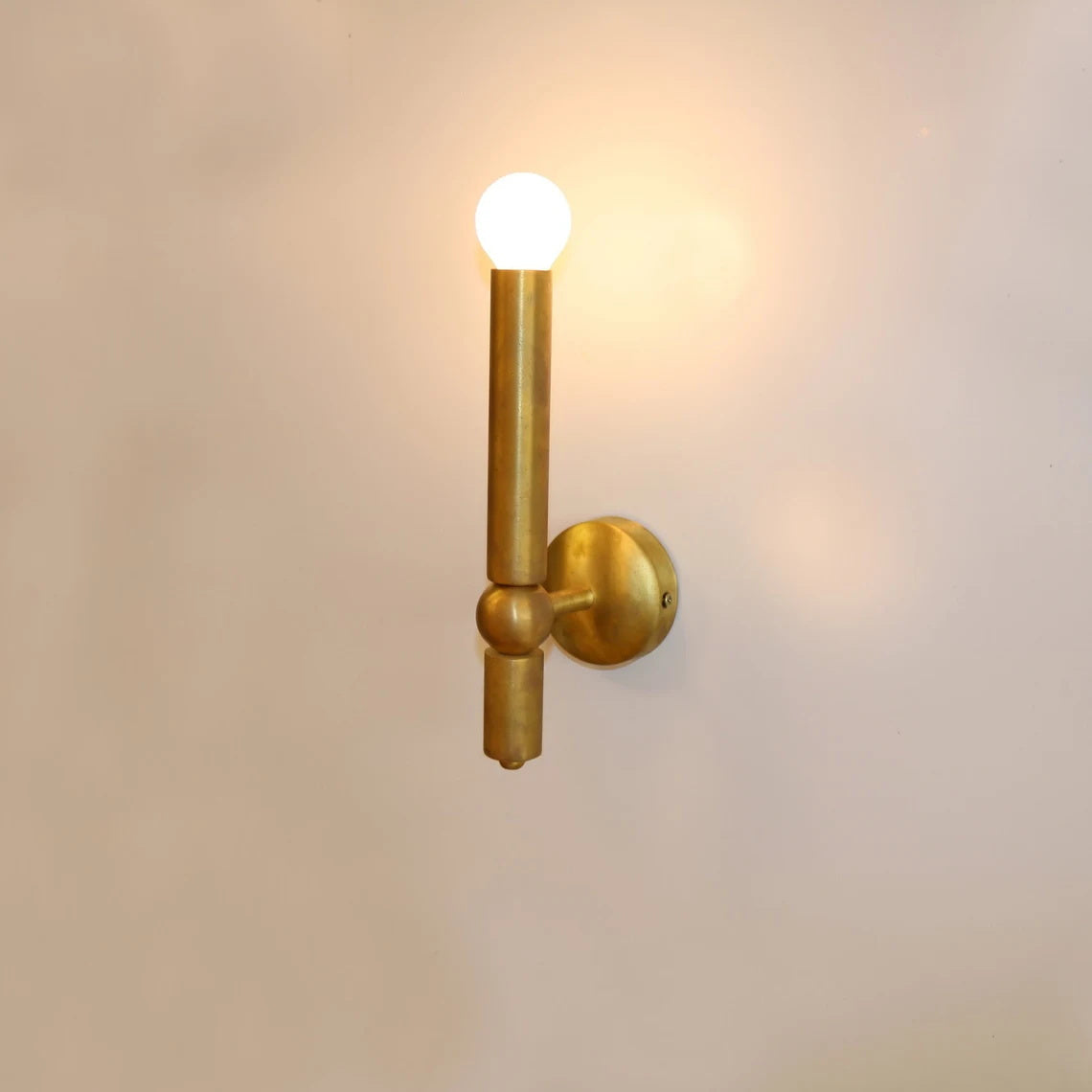 Vale Wall Lamp