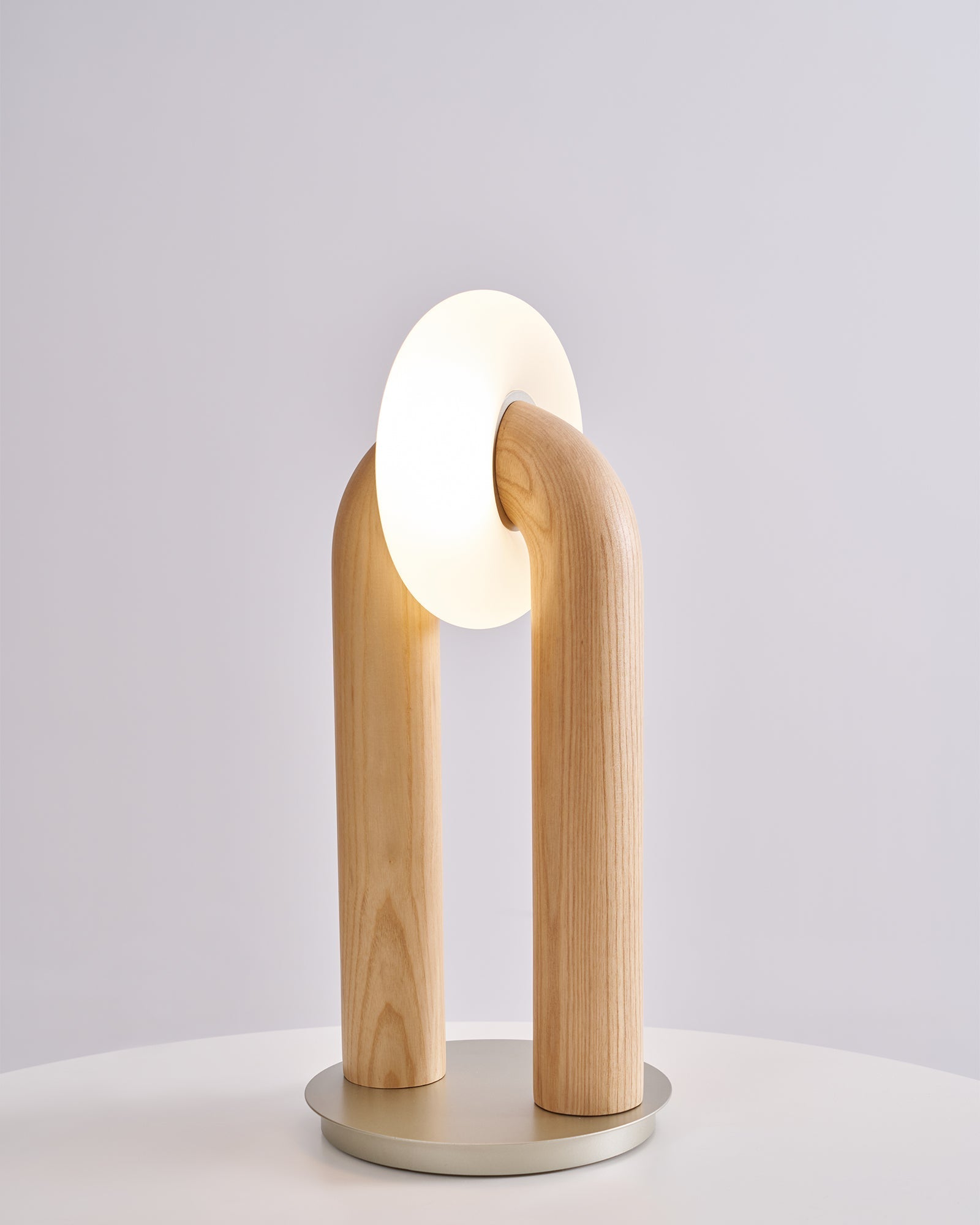 Raelix Wood Vintage Table Lamp-Neutral Decor