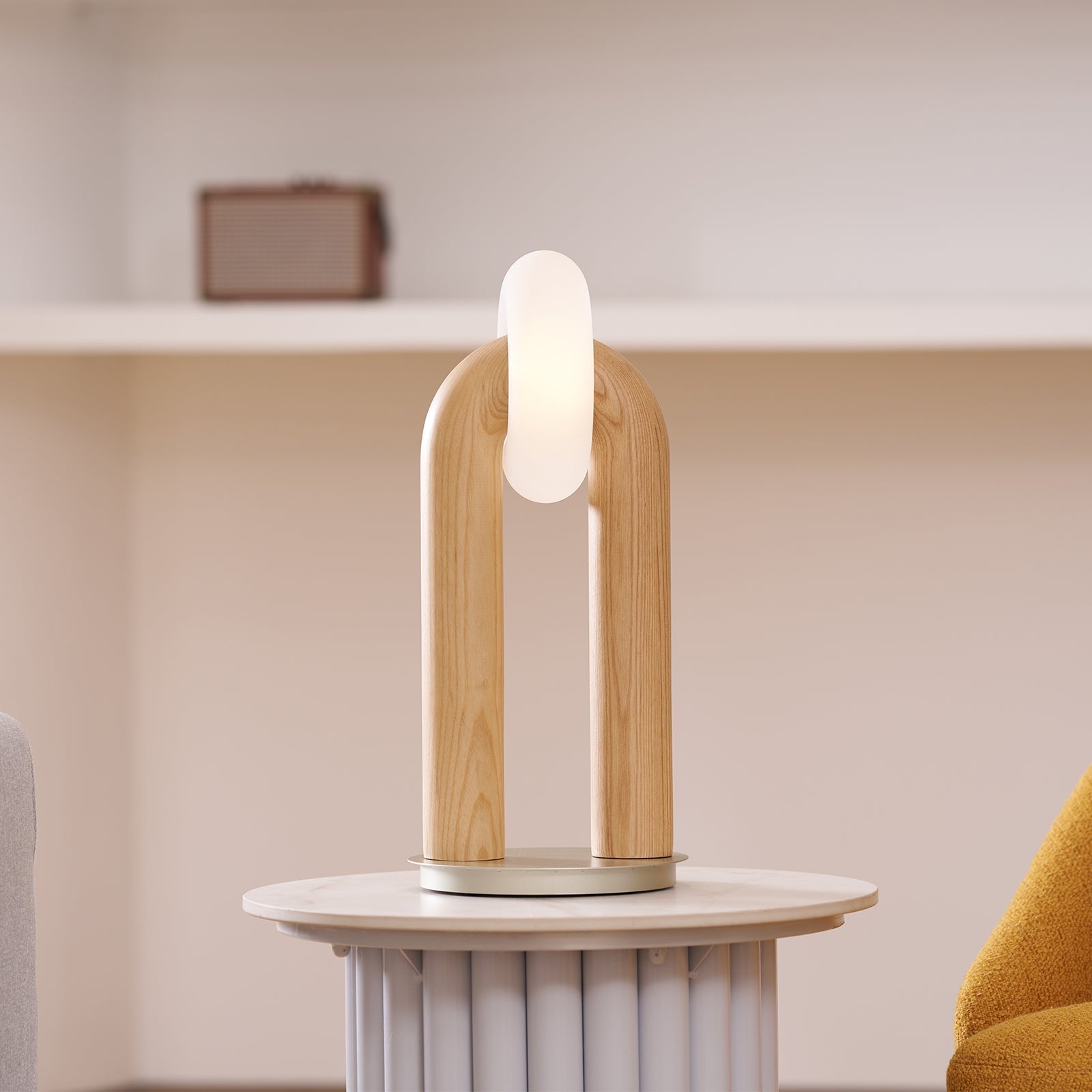 Raelix Wood Vintage Table Lamp-Neutral Decor