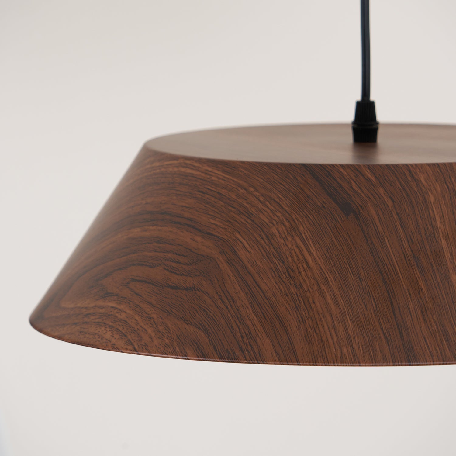 Novain Wood Grain Pendant Light