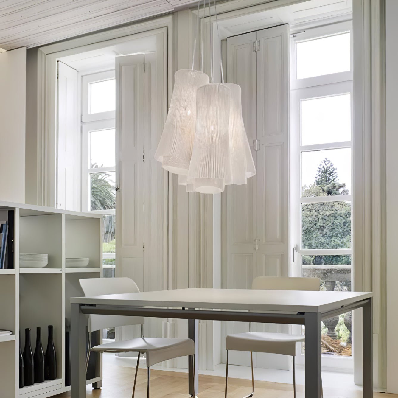 Viora Steel Vintage Pendant Lamp-Neutral Decor