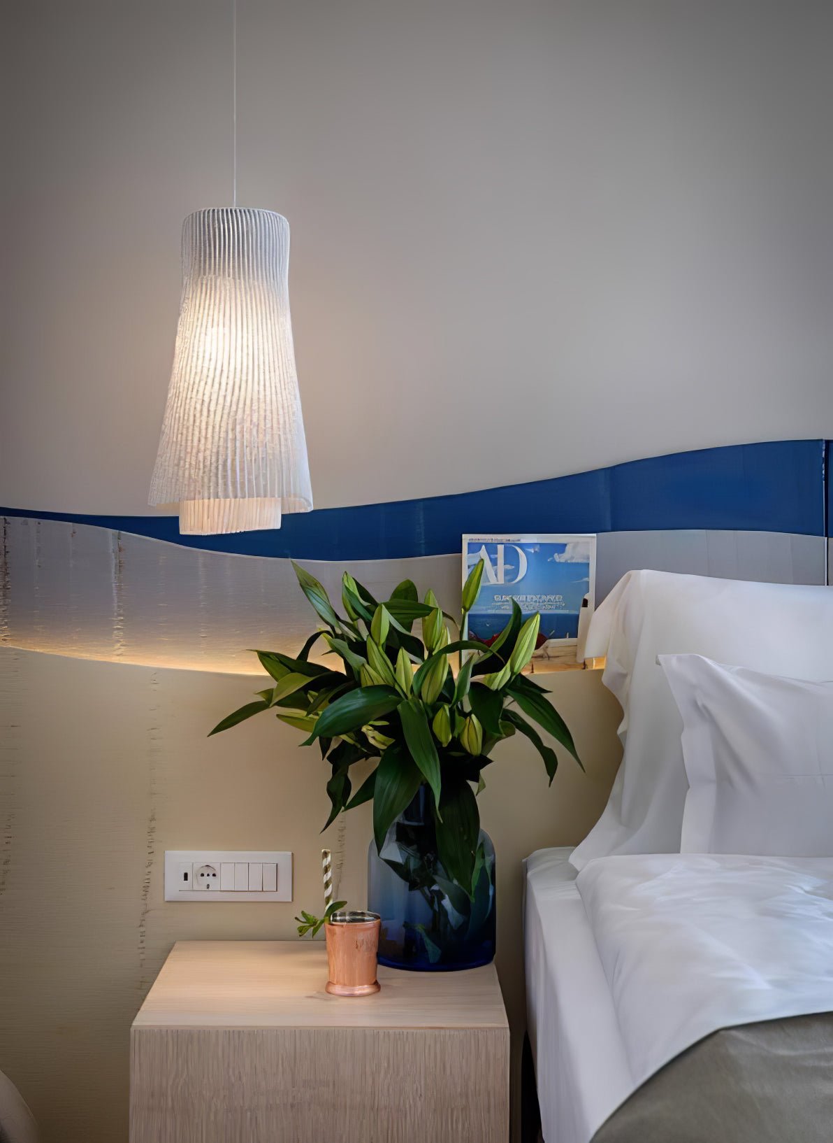 Viora Steel Vintage Pendant Lamp-Neutral Decor