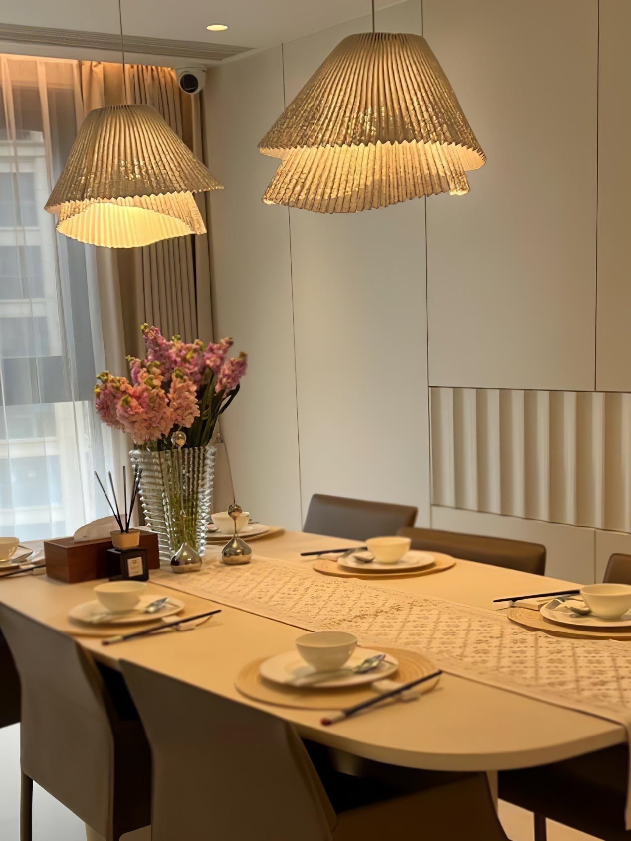 Viora Steel Vintage Pendant Lamp-Neutral Decor