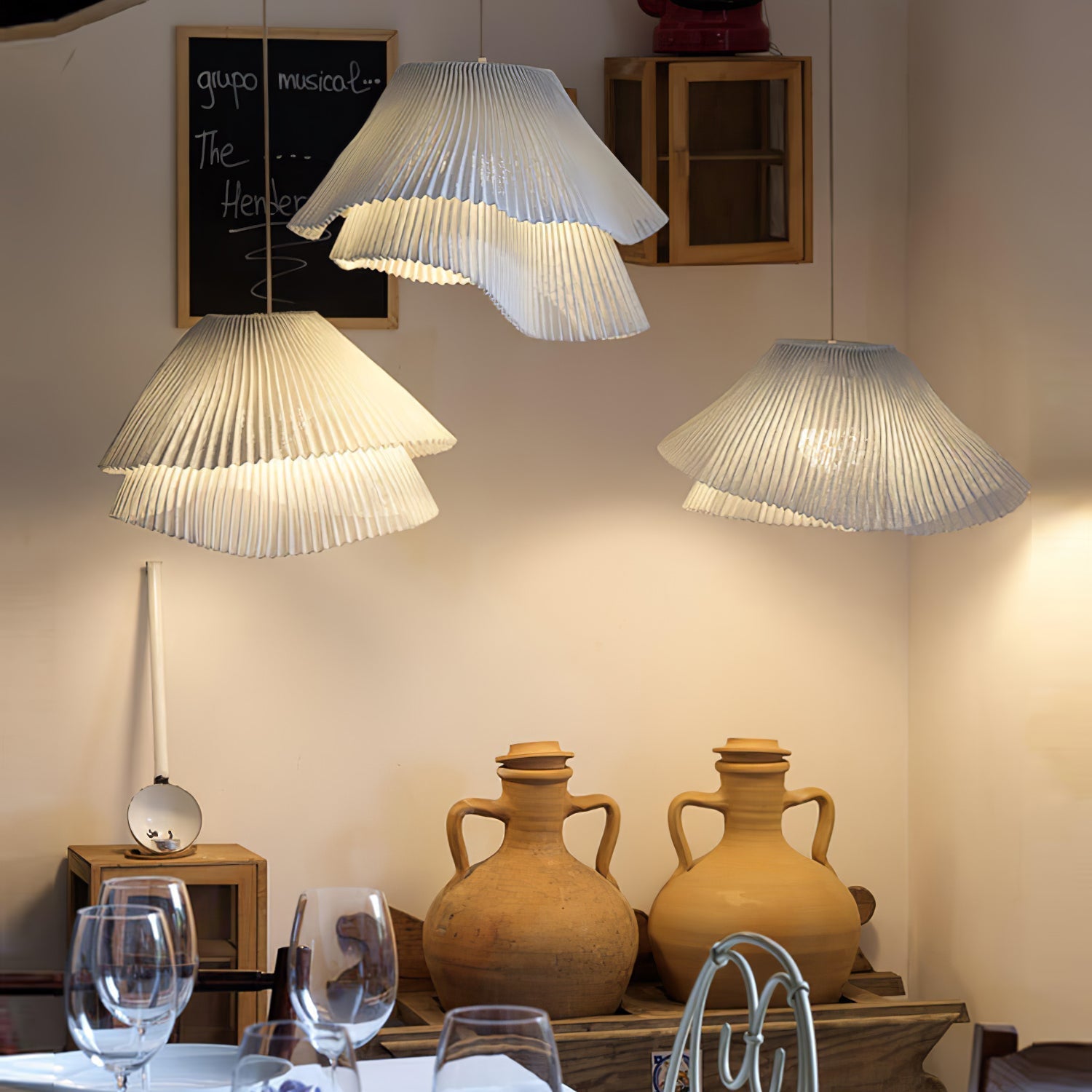 Viora Steel Vintage Pendant Lamp-Neutral Decor