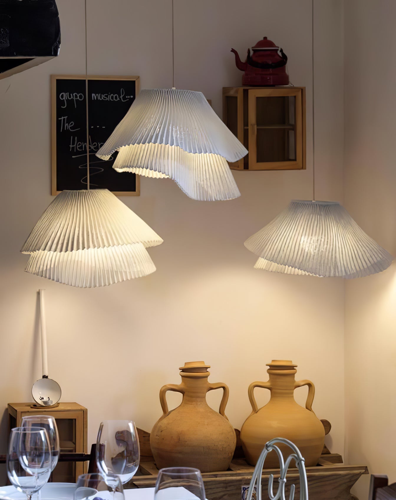 Viora Steel Vintage Pendant Lamp-Neutral Decor
