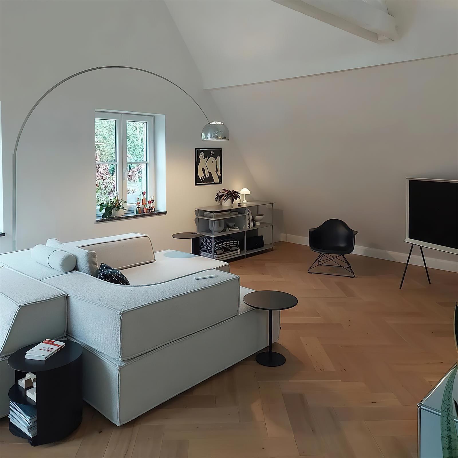 Parabola Floor Lamp