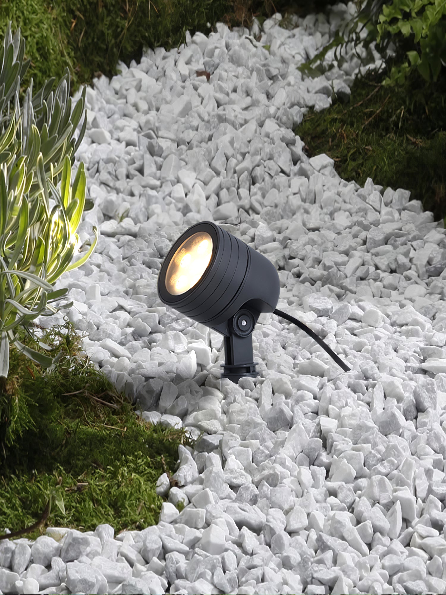 Fyld Focus Outdoor Spot Light-Neutral Decor