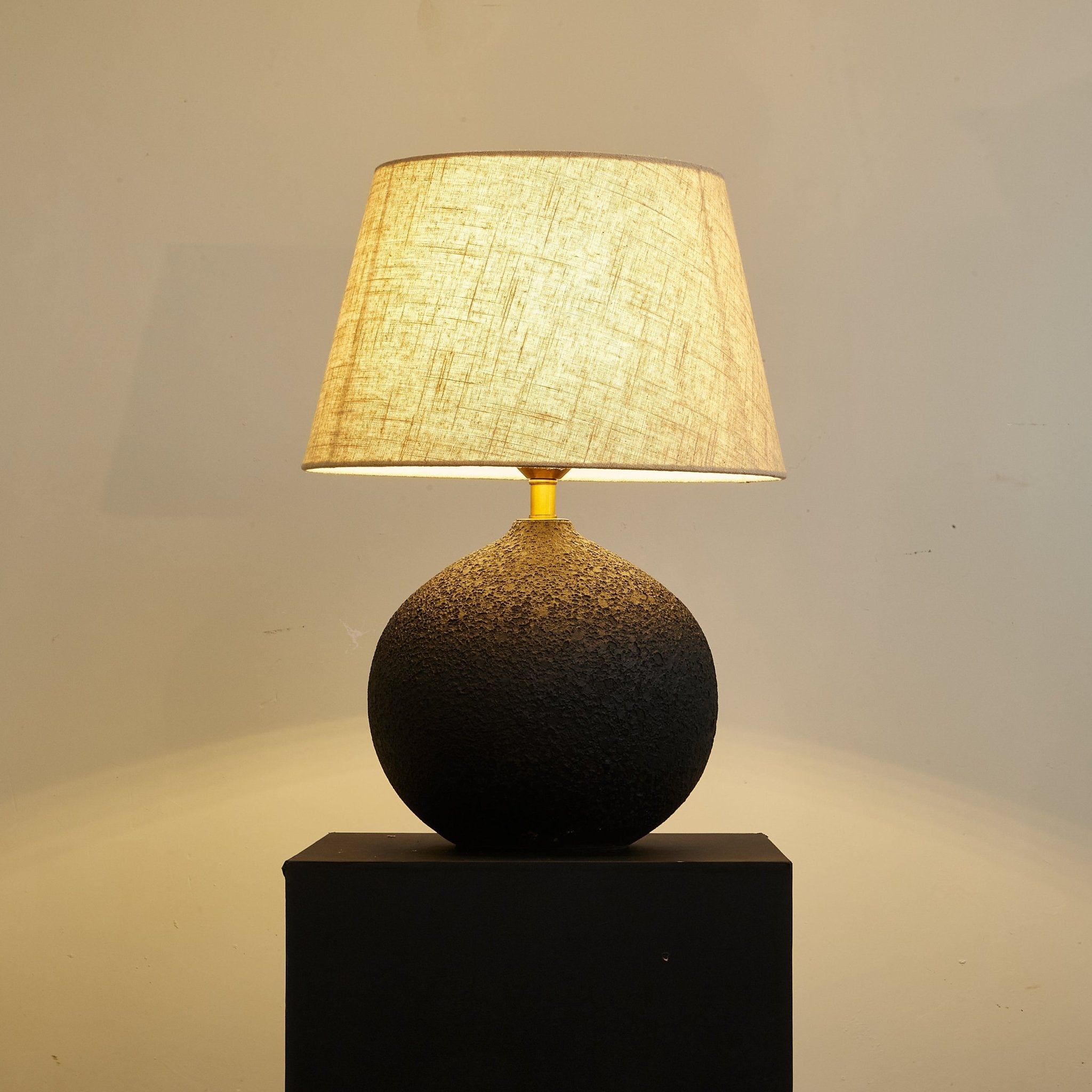 Serena Modern Table Lamp-Neutral Decor