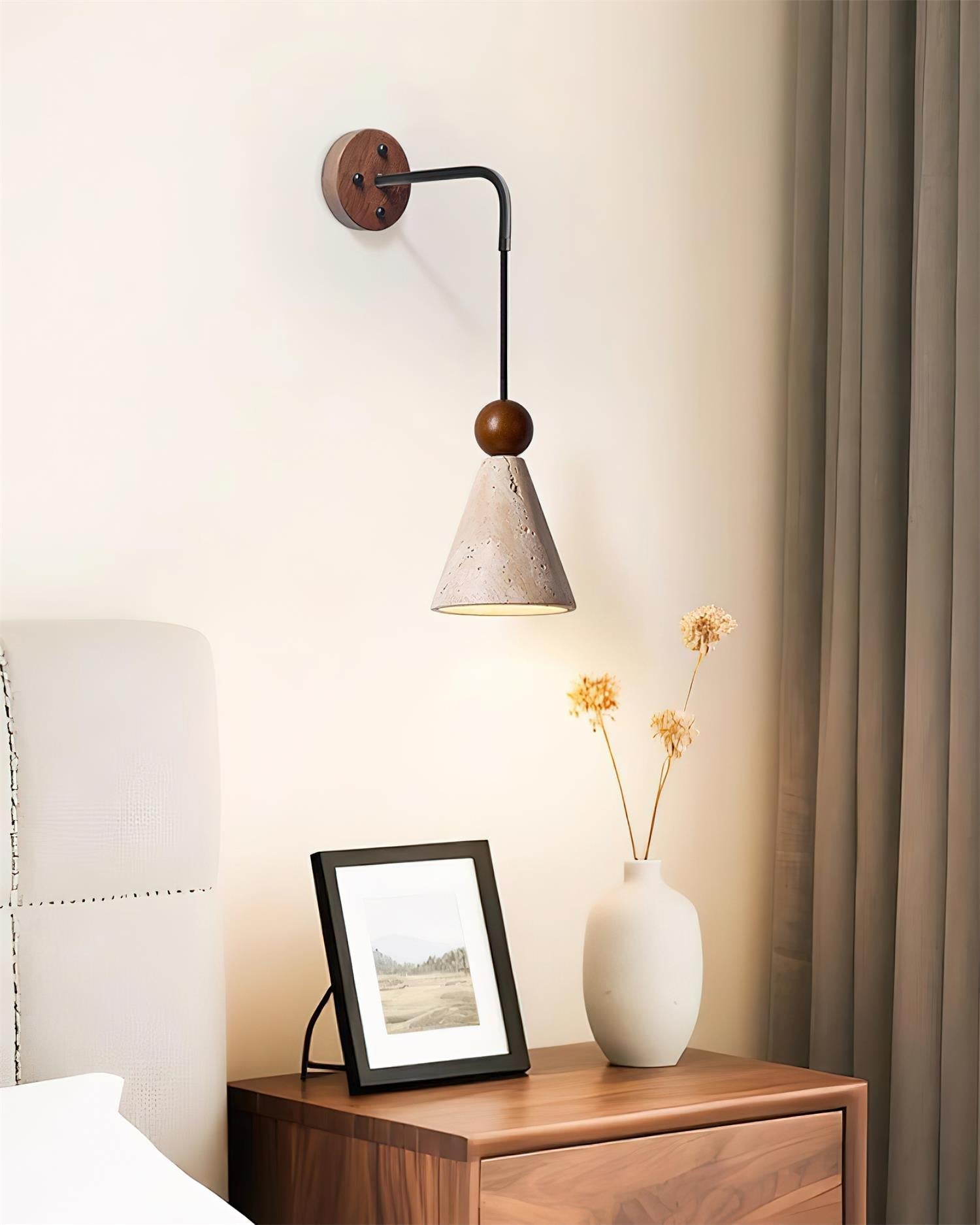 Aldren Wall Light