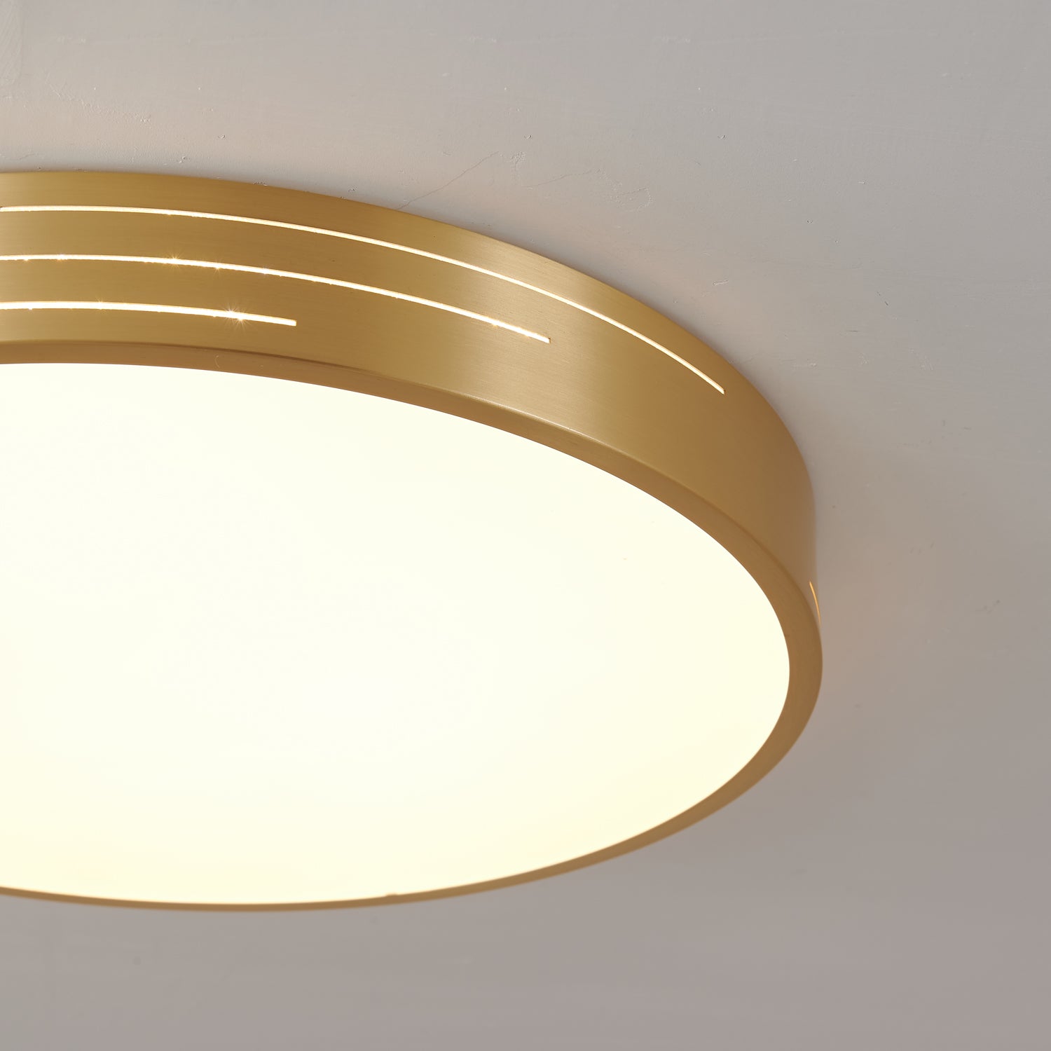 Lustra Ceiling Light Brass Acrylic Modern-Neutral Decor