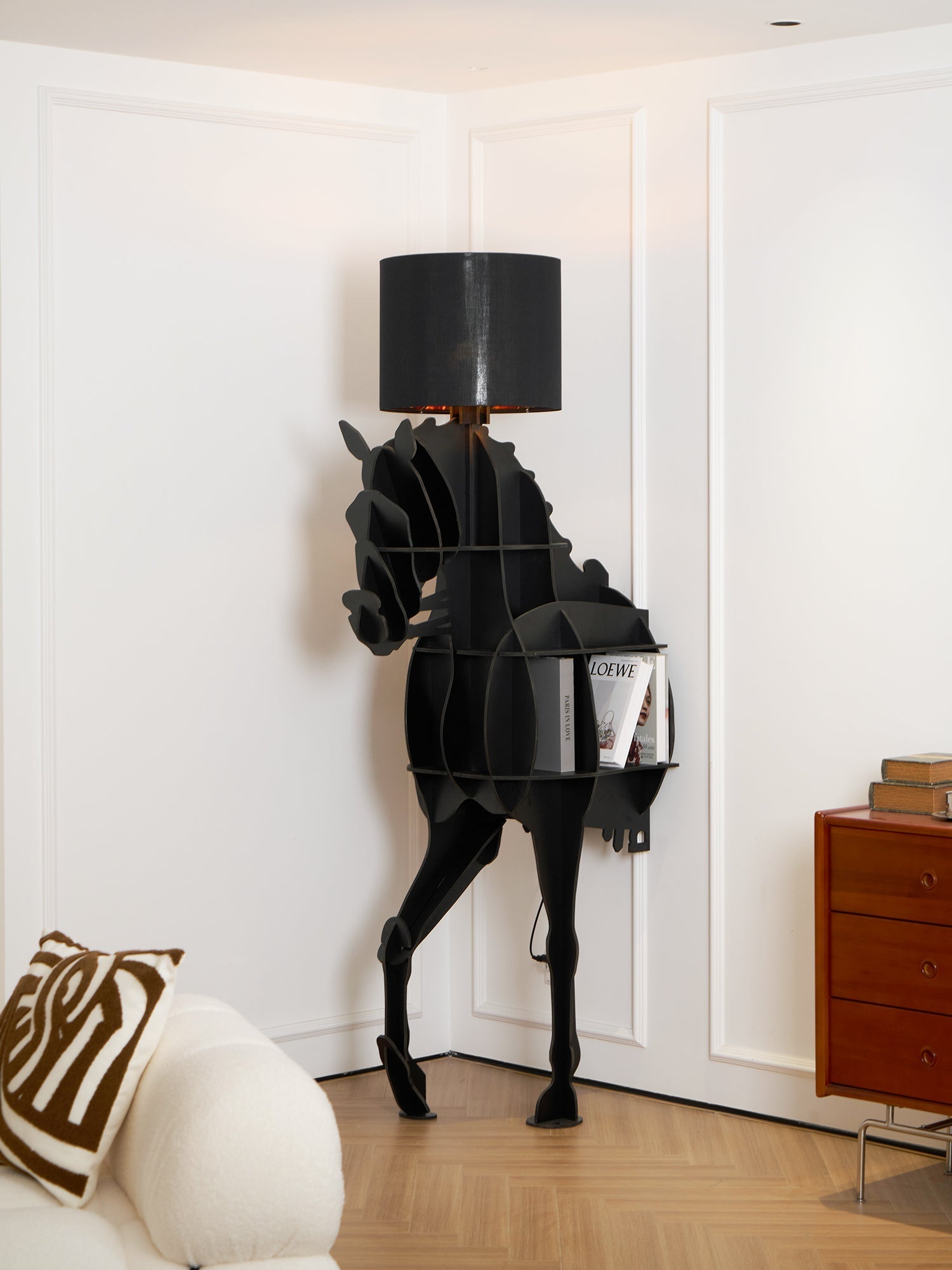 Nrasen Horse-shaped Floor Lamp-Neutral Decor