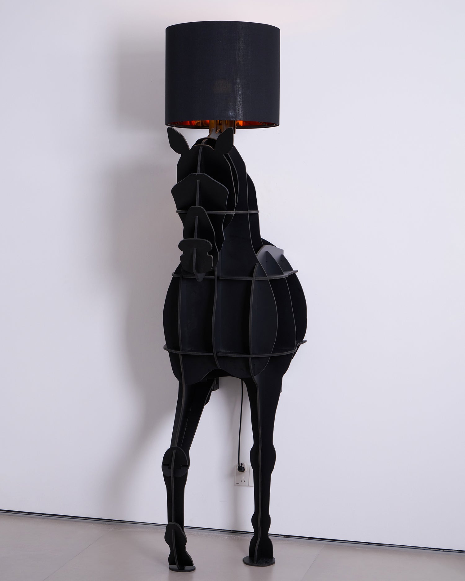 Nrasen Horse-shaped Floor Lamp-Neutral Decor