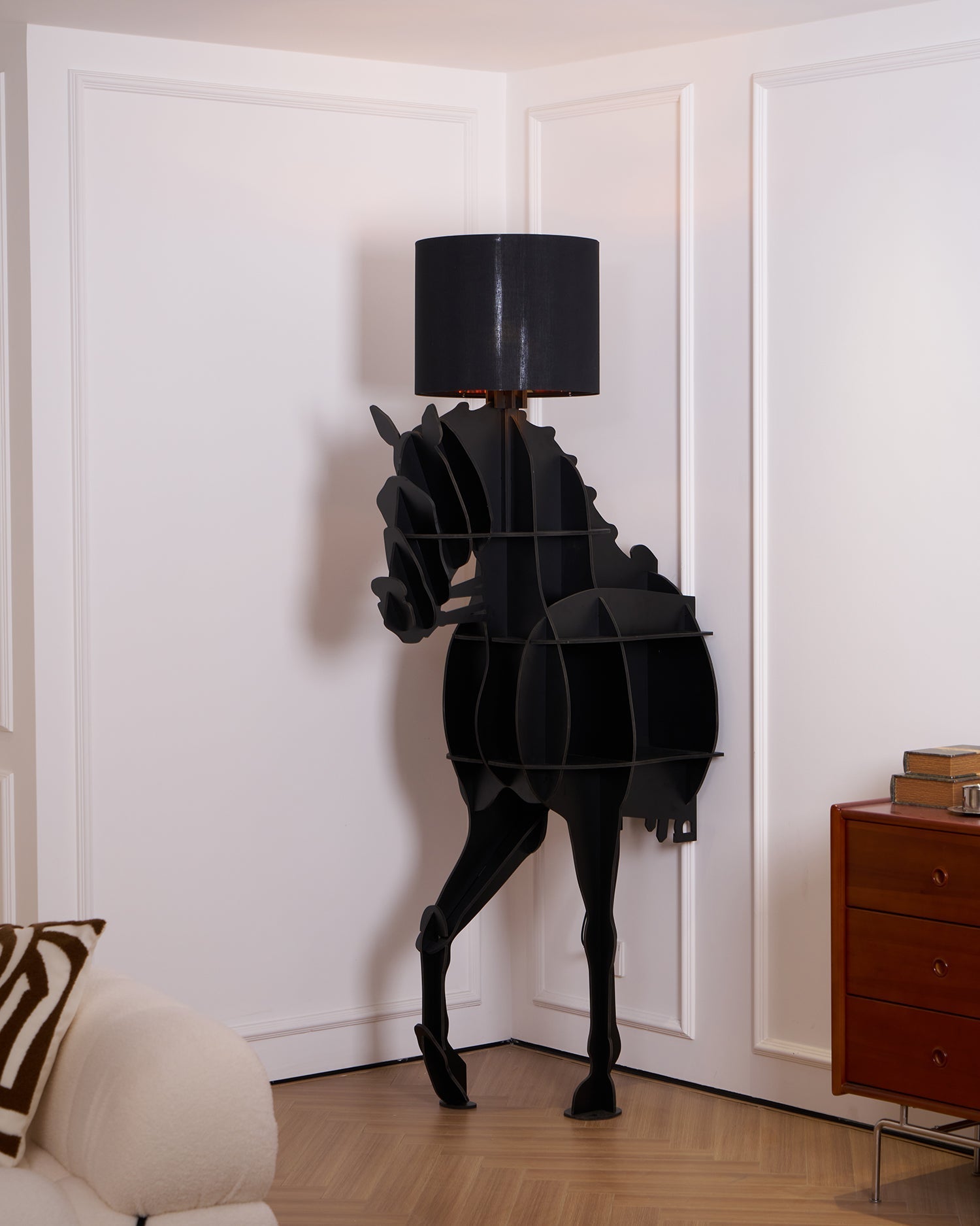 Nrasen Horse-shaped Floor Lamp-Neutral Decor