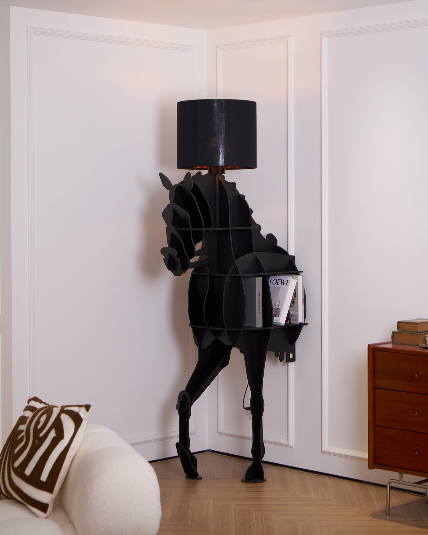 Nrasen Horse-shaped Floor Lamp-Neutral Decor
