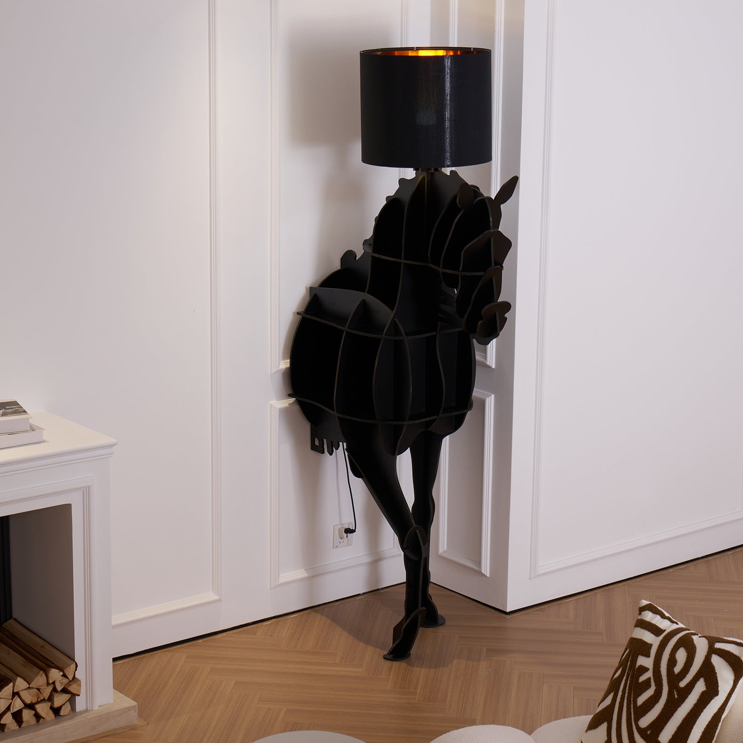 Nrasen Horse-shaped Floor Lamp-Neutral Decor