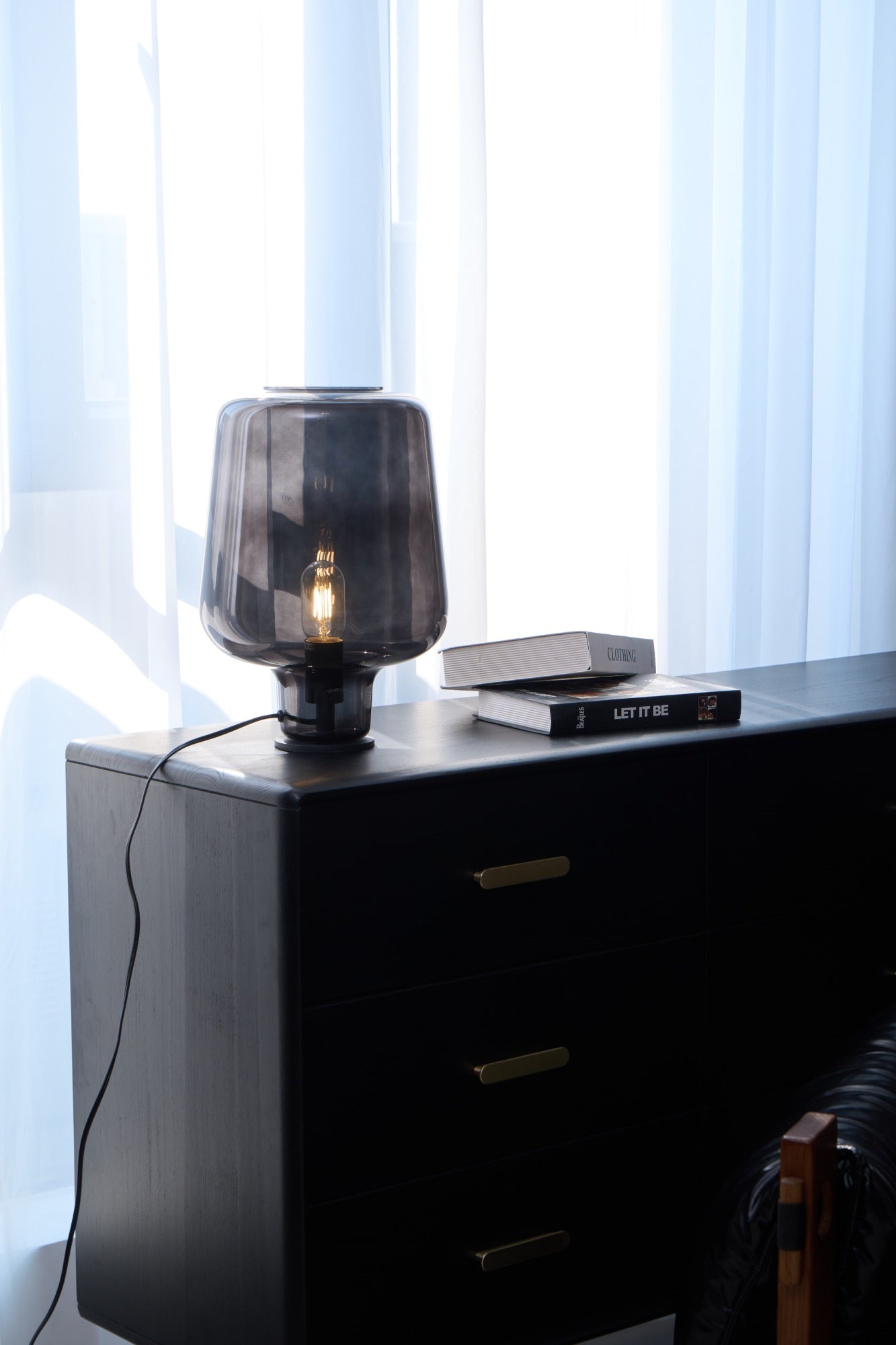 Eanlari Glass Contemporary Table Lamp-Neutral Decor