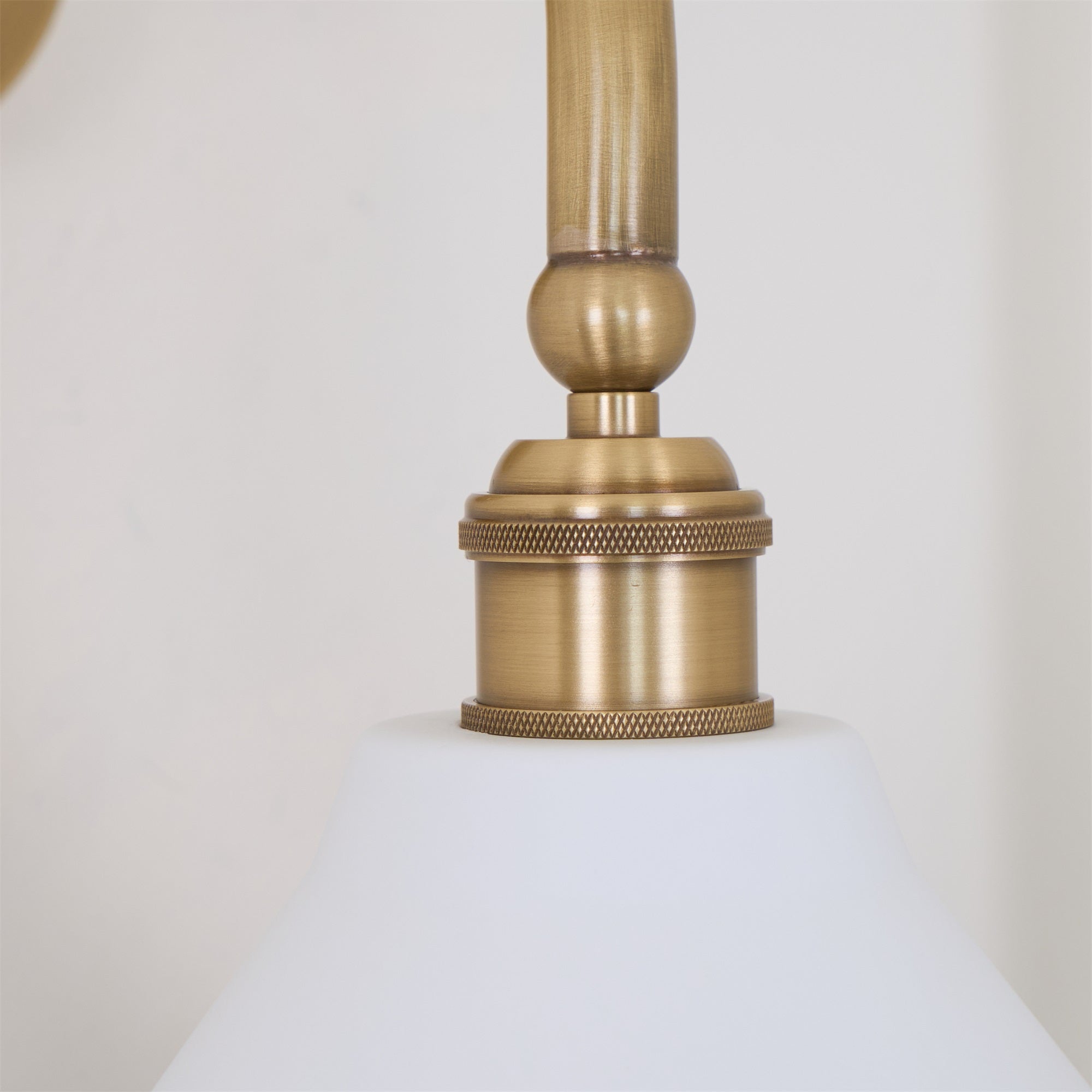 Zaya Minimalist Metal Wall Lamp-Neutral Decor