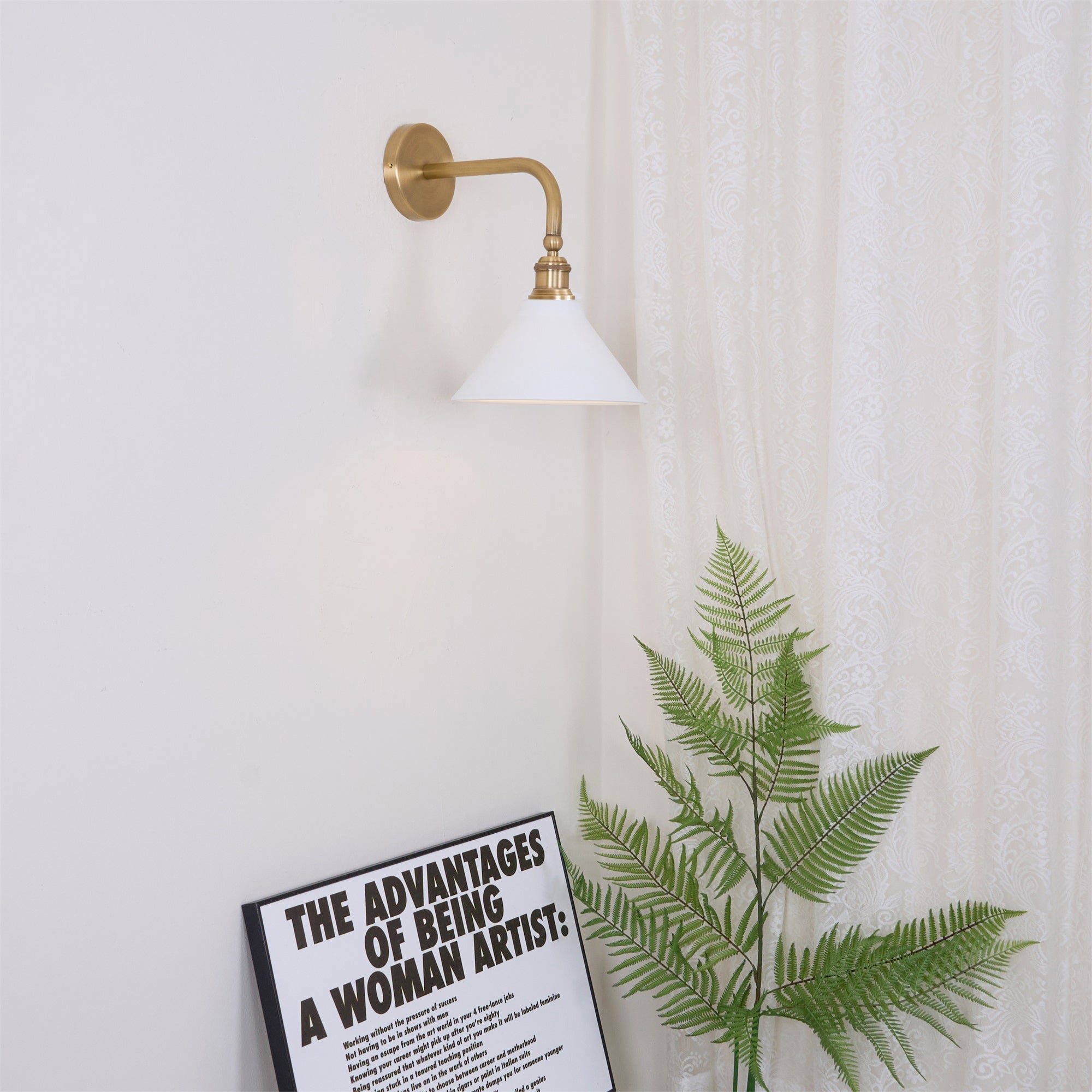 Zaya Minimalist Metal Wall Lamp-Neutral Decor