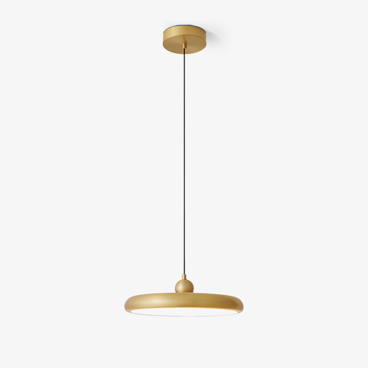 Wynric Brass Glam Pendant Lamp-Neutral Decor