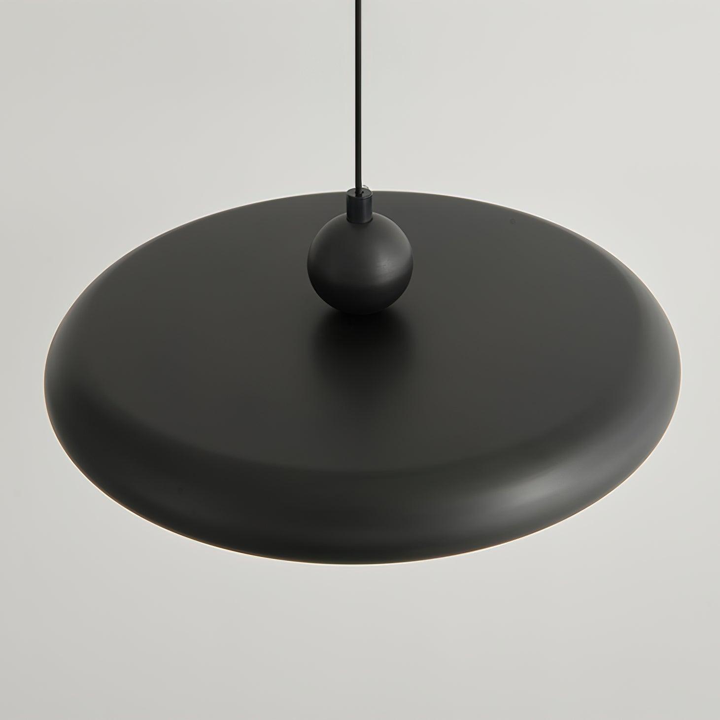 Wynric Brass Glam Pendant Lamp-Neutral Decor